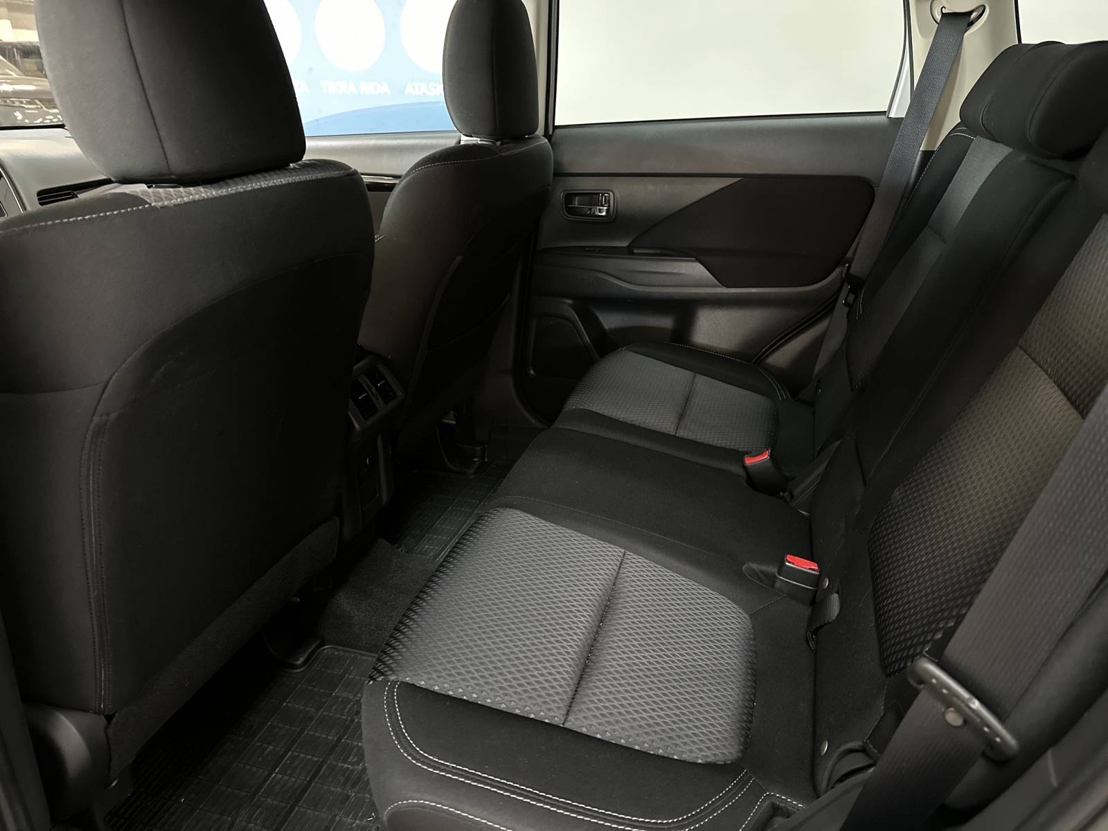 Mitsubishi Outlander Intense AWD