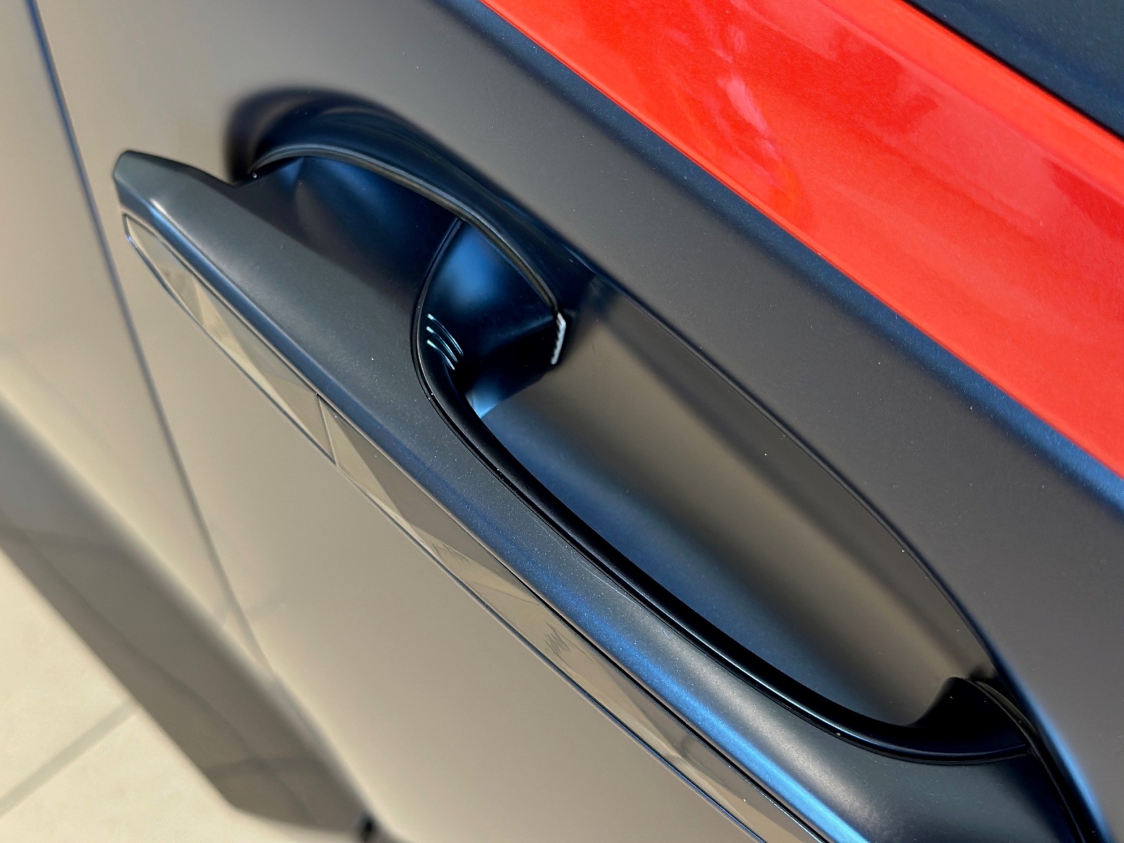 BMW XM BMW XM Label Red