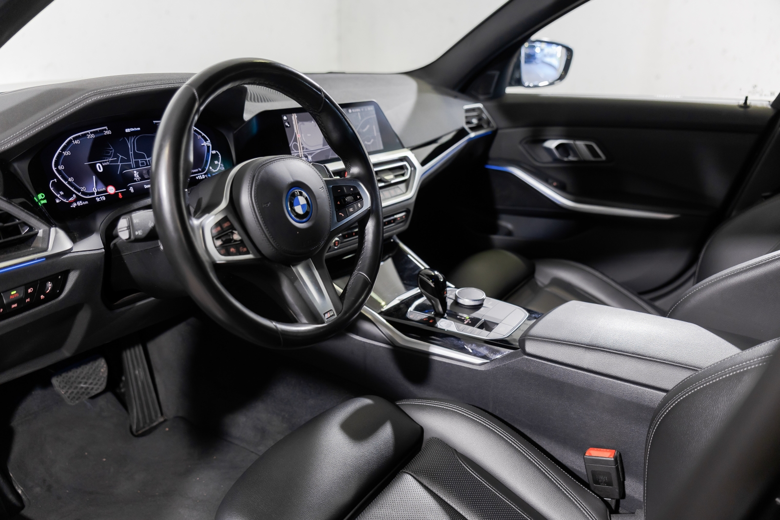 BMW 330 e