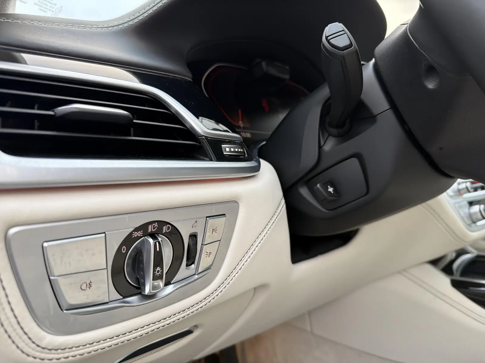 BMW 750 XDrive Individual