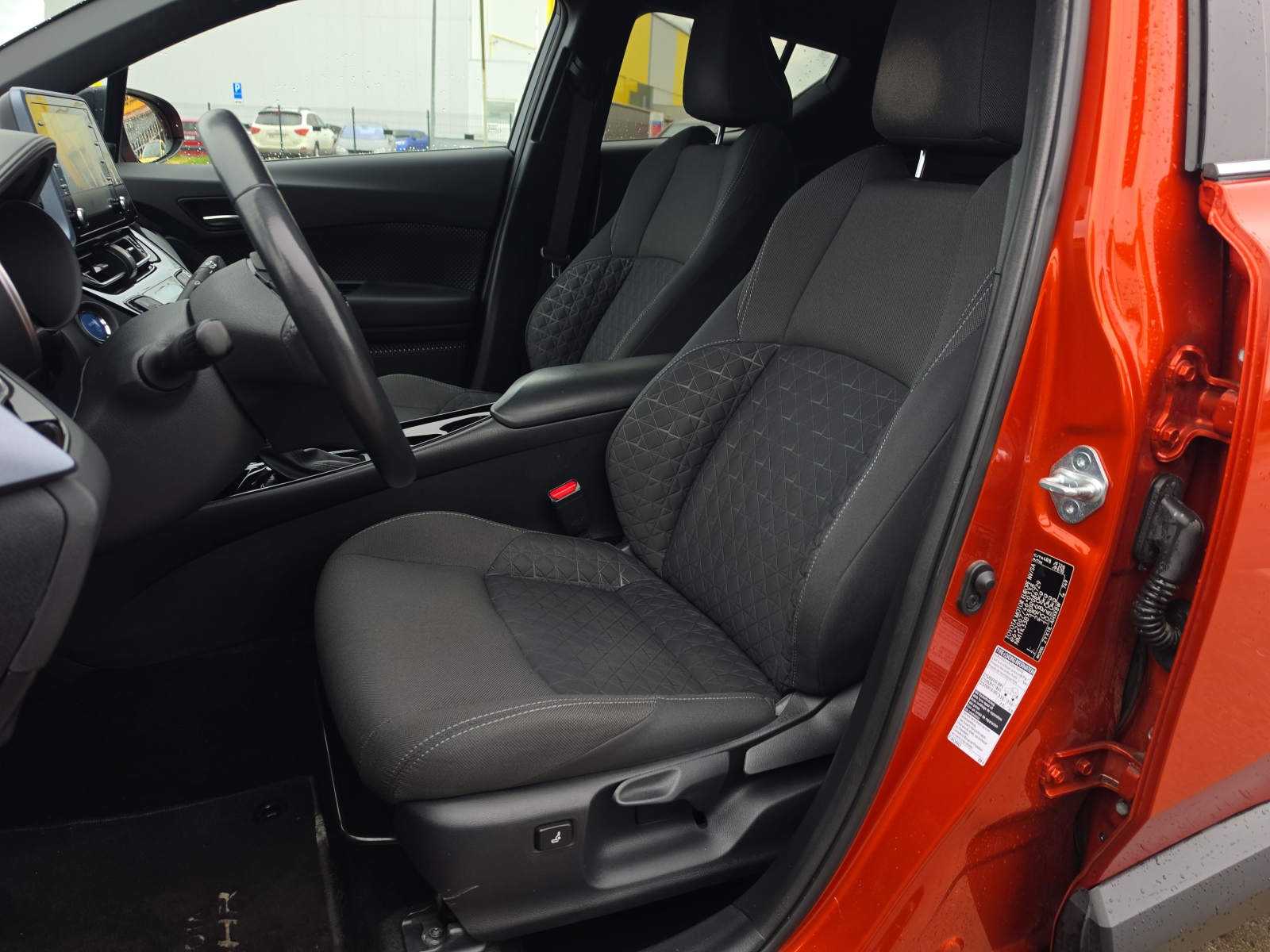 Toyota C-HR Hybrid