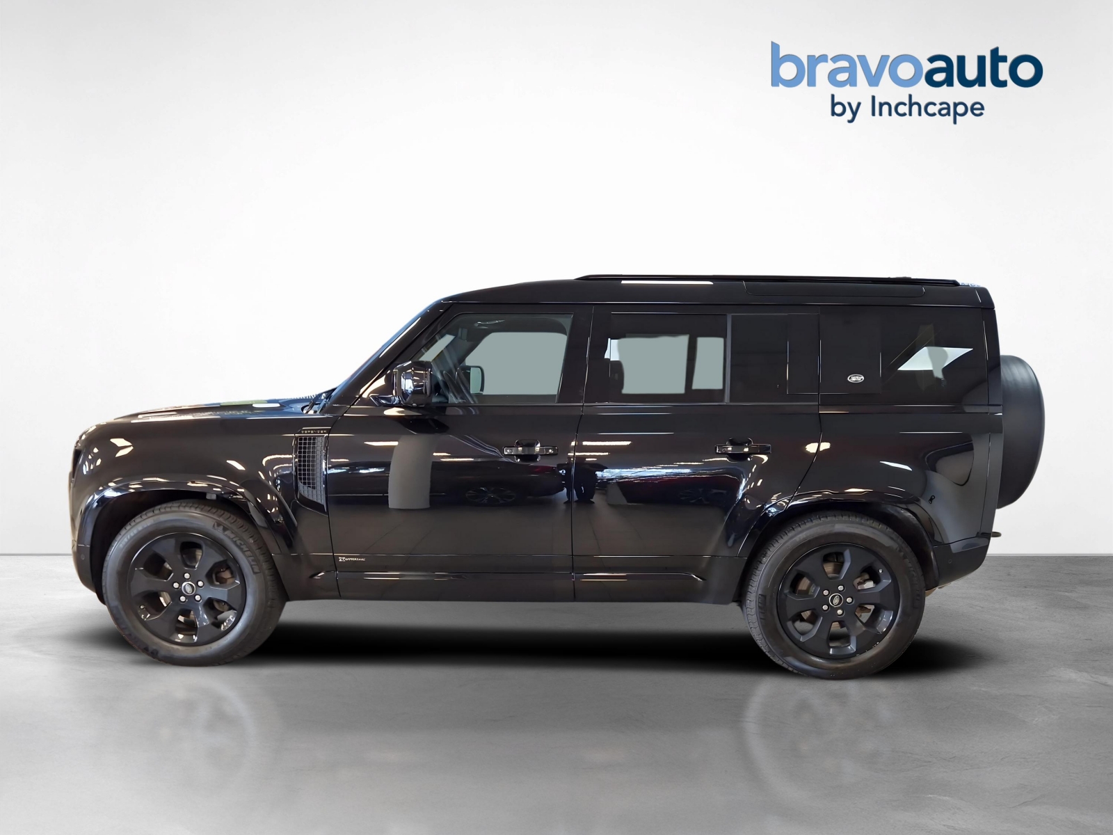 Land Rover Defender D250 MHEV X-Dynamic HSE