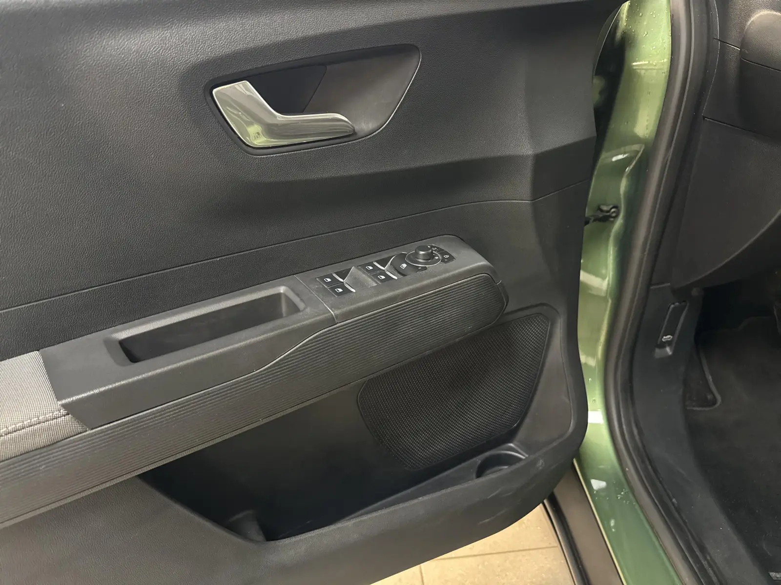da5e32f177c943a20536f7e25acffd0b69bd11b335cf6.jpg