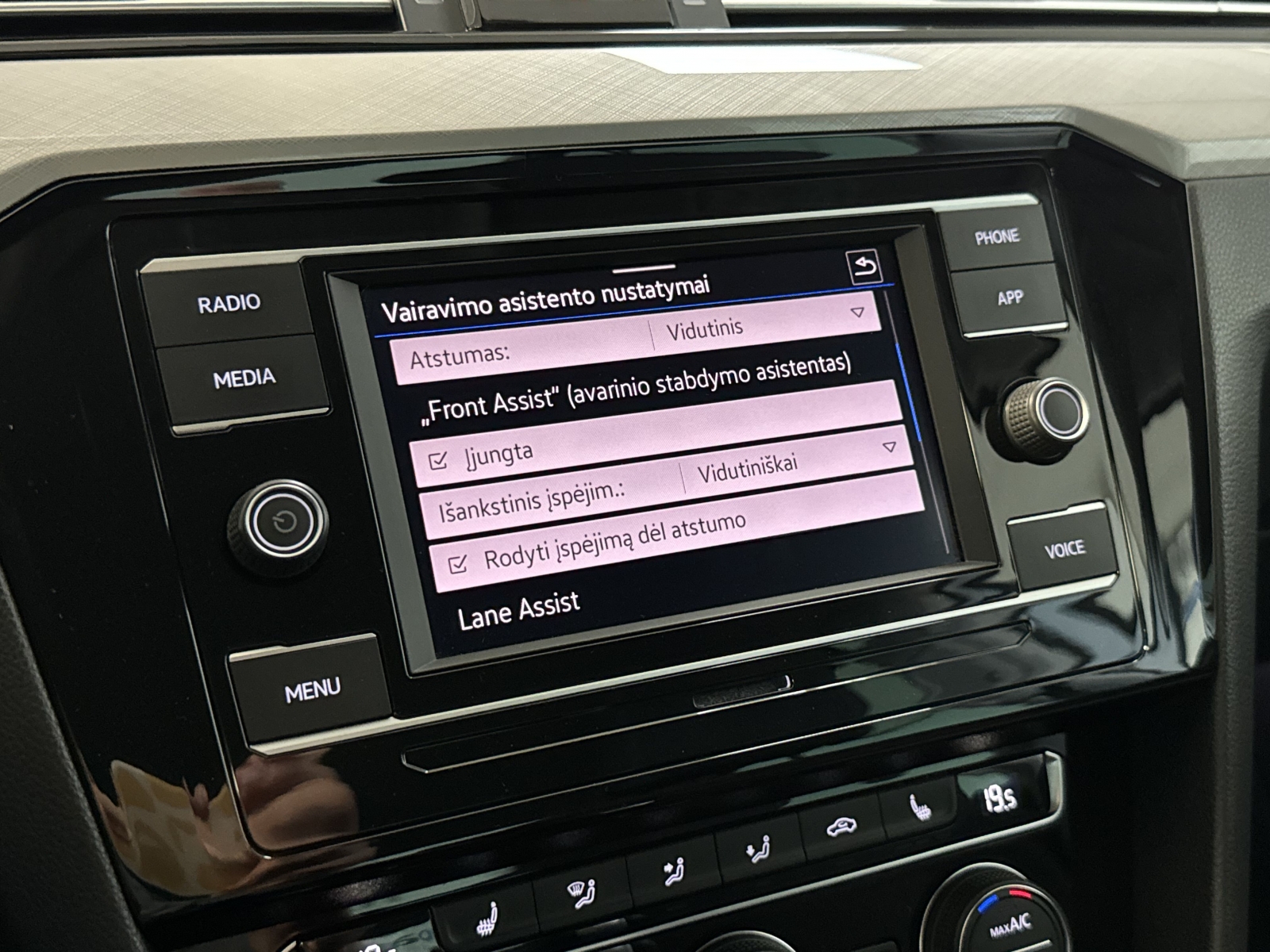 Volkswagen Passat (B8) Comfort Line 4D