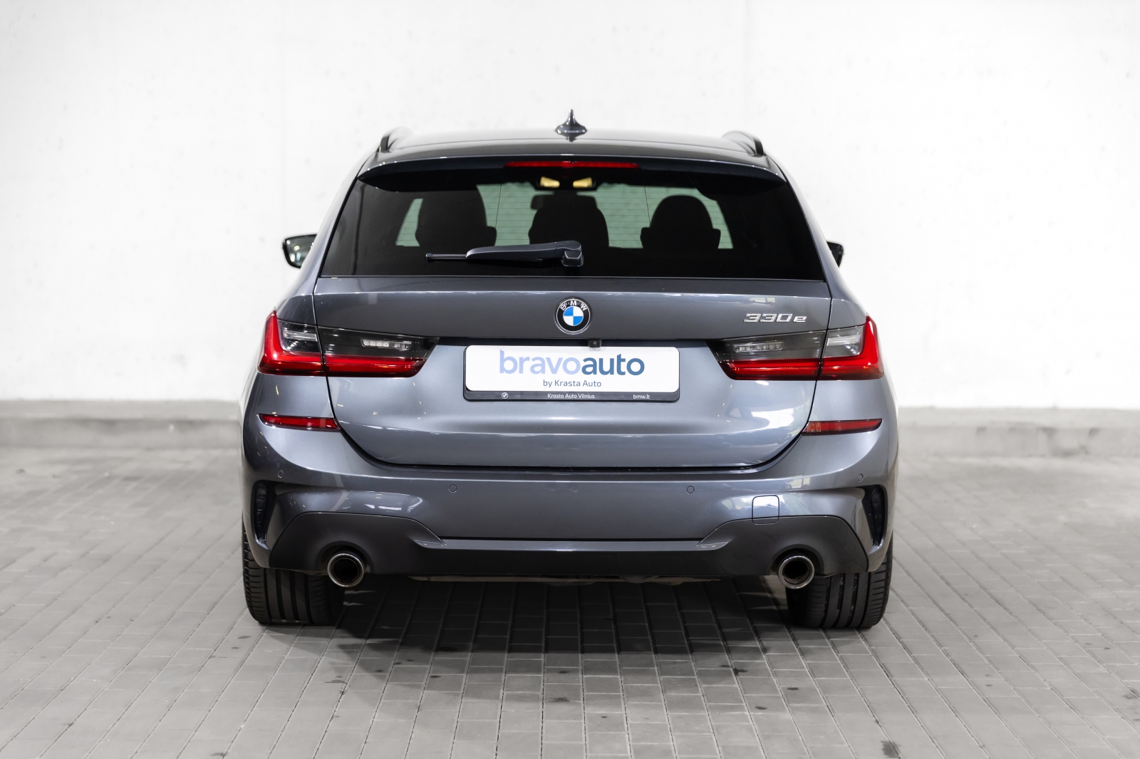 BMW 330 e