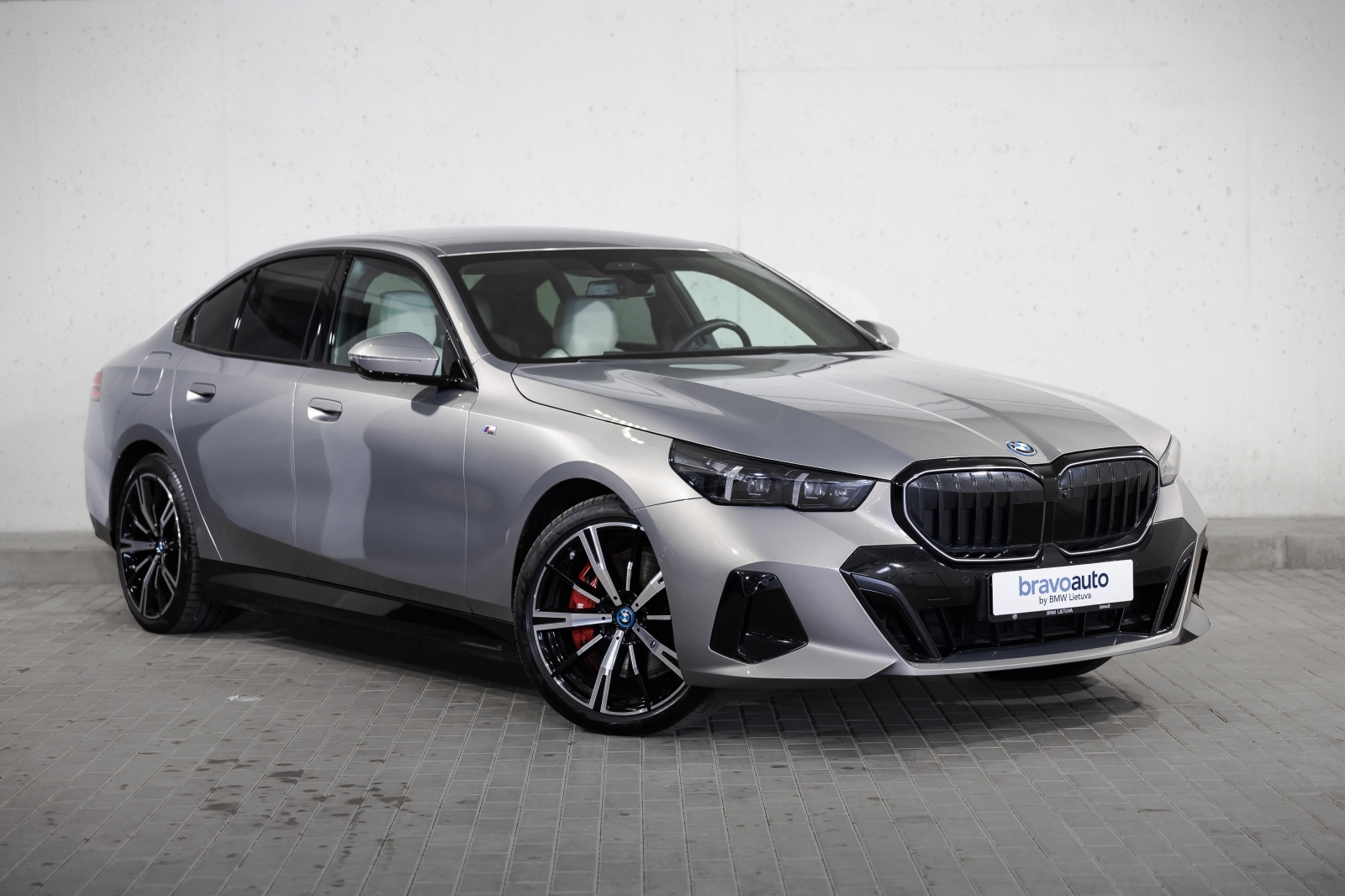 BMW 550 e xDrive