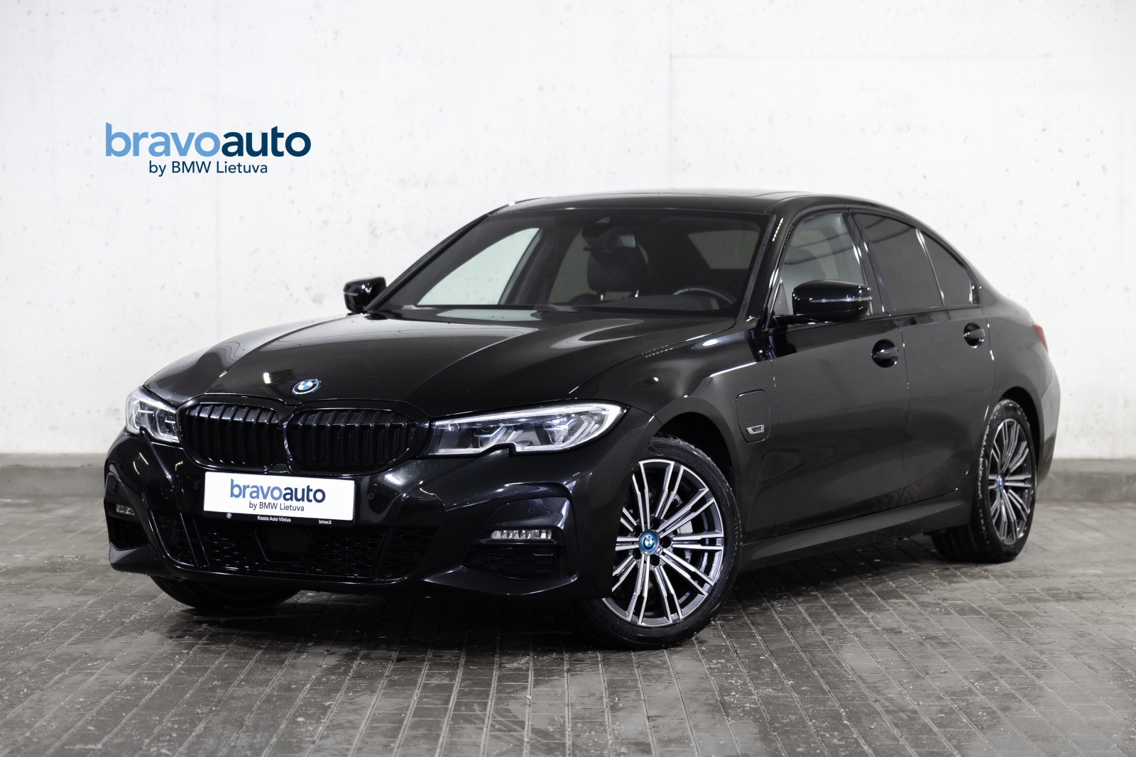 BMW 330 e