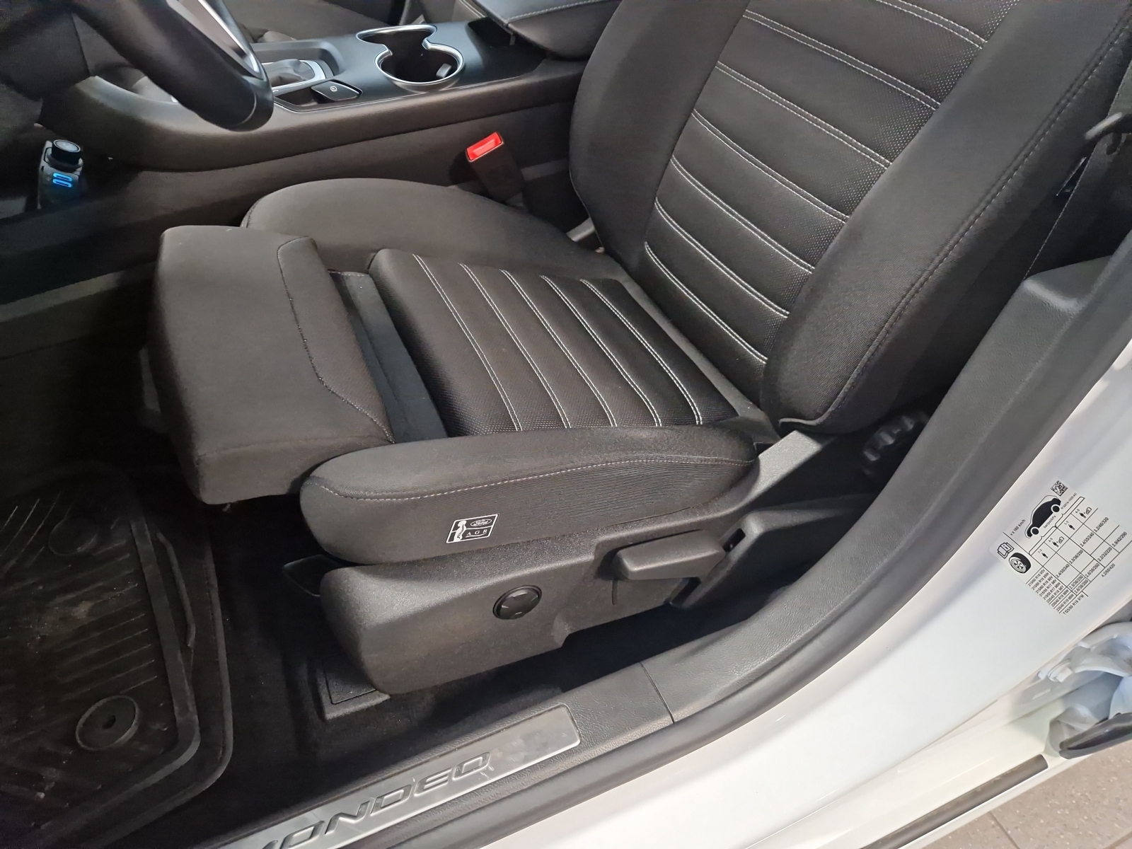 Ford Mondeo Titanium SW Hybrid