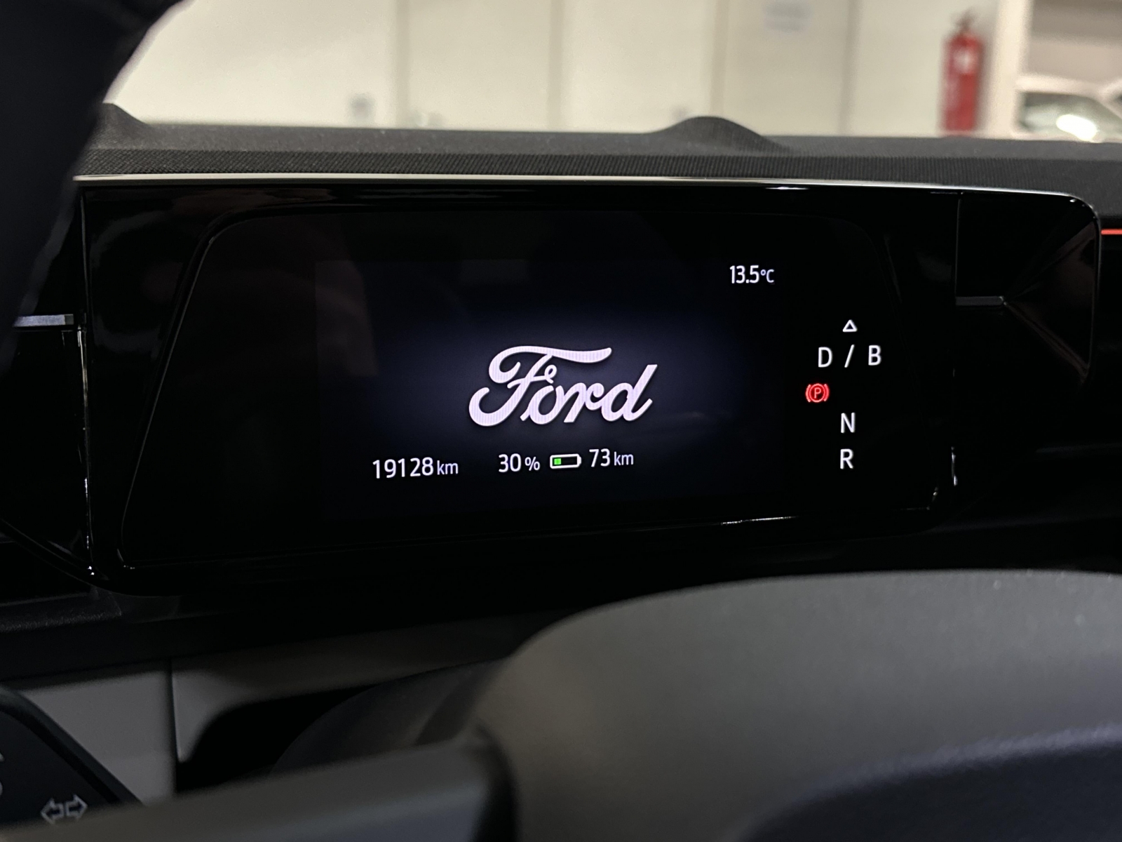 Ford Explorer Premium Extended Range