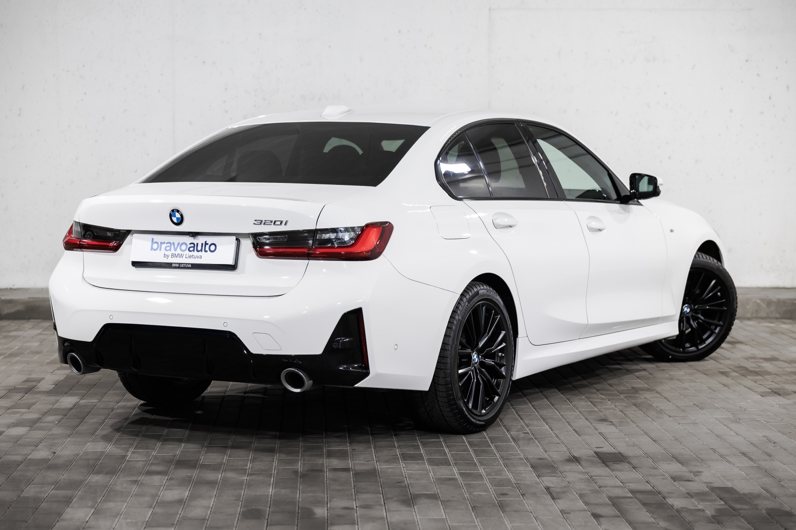 BMW 320 i