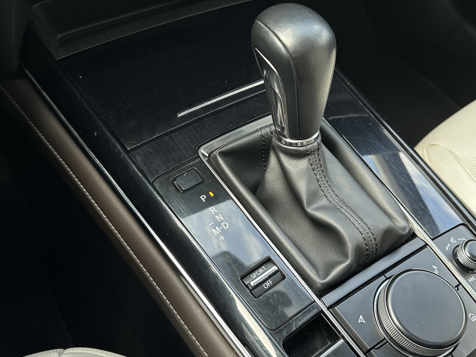 Mazda CX-30 Skyactiv-X Luxury