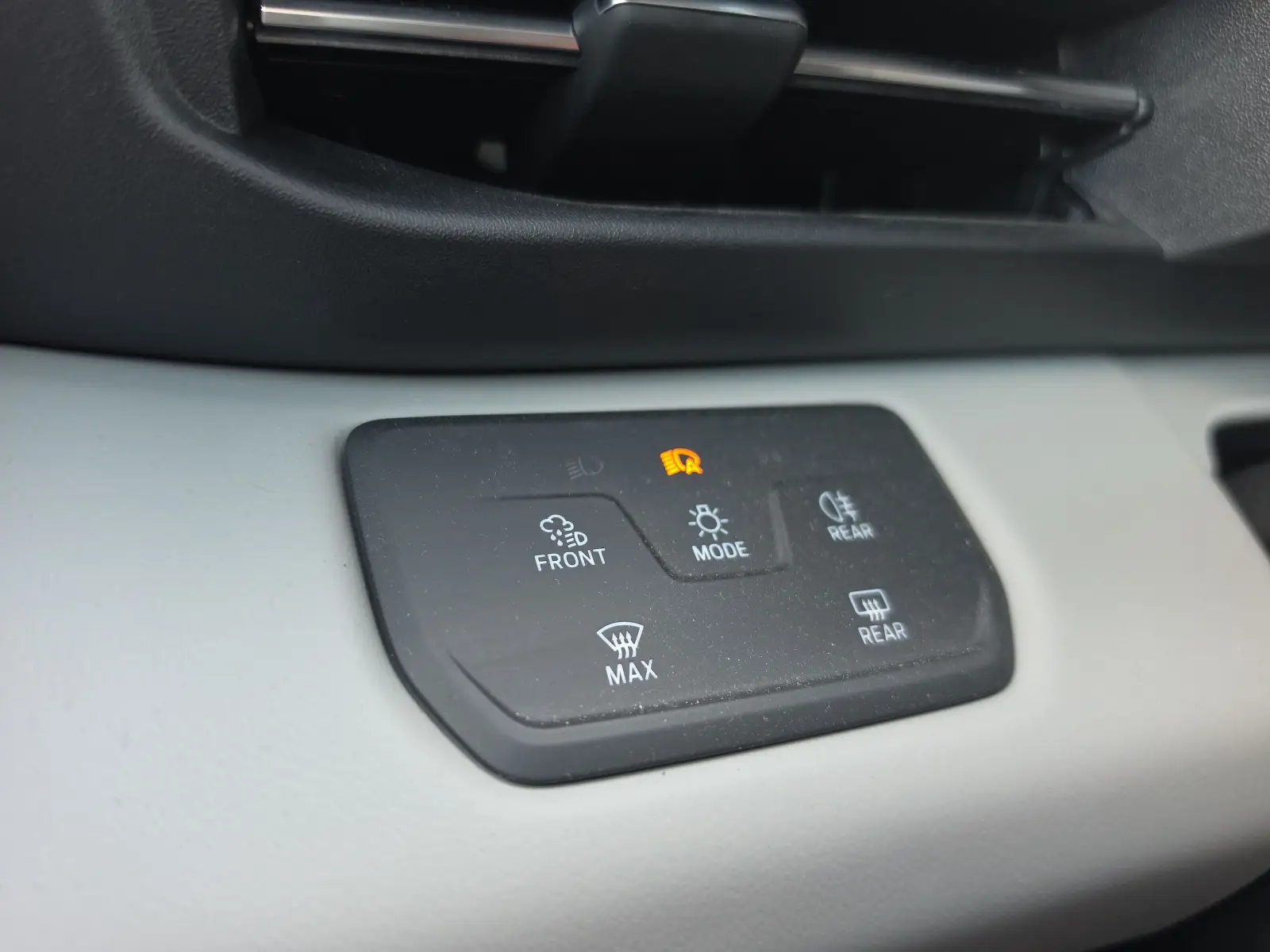 aeb9efd7810914ab3bac733f614762426a8d936f95747.jpg