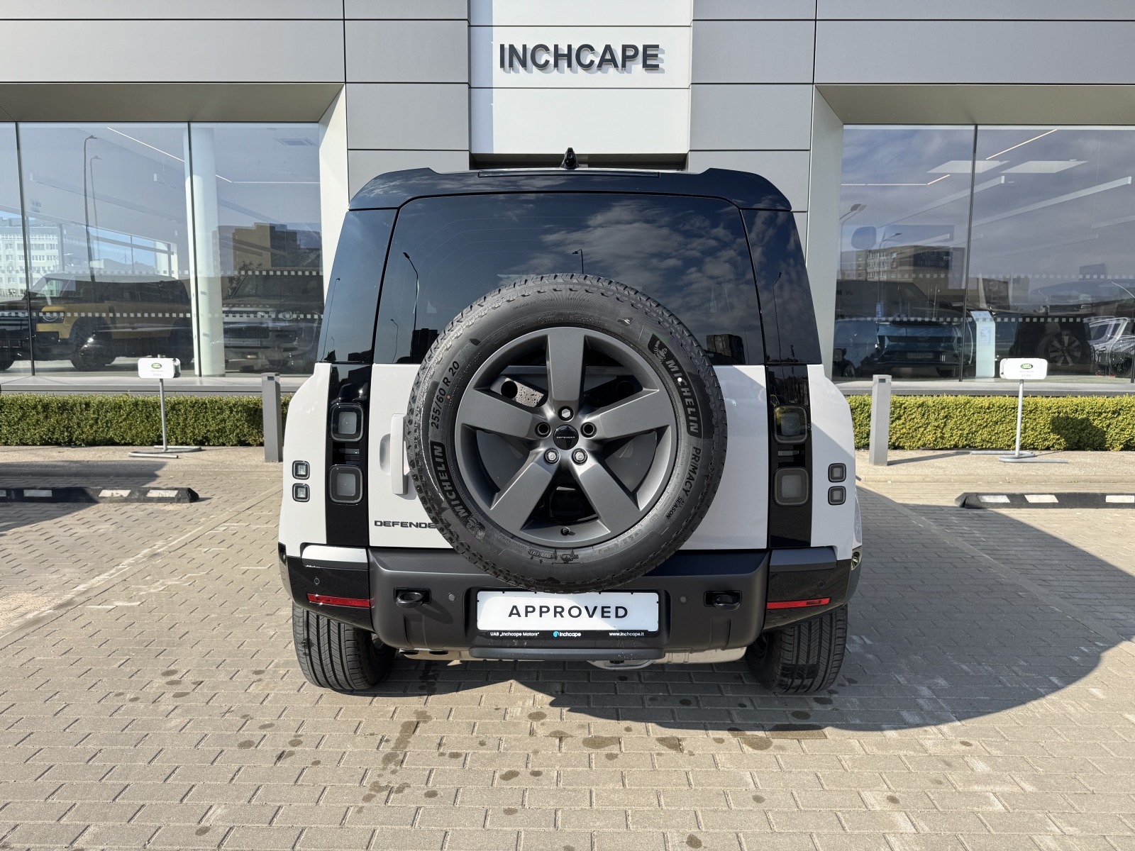 Land Rover Defender 90 3.0 D250 3DR X-Dynamic HSE