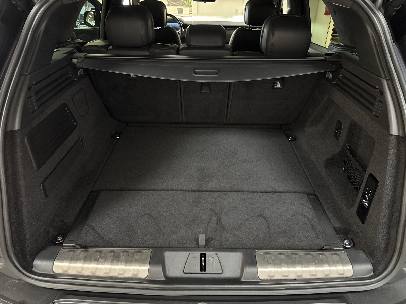 Land Rover Range Rover Sport First Edition