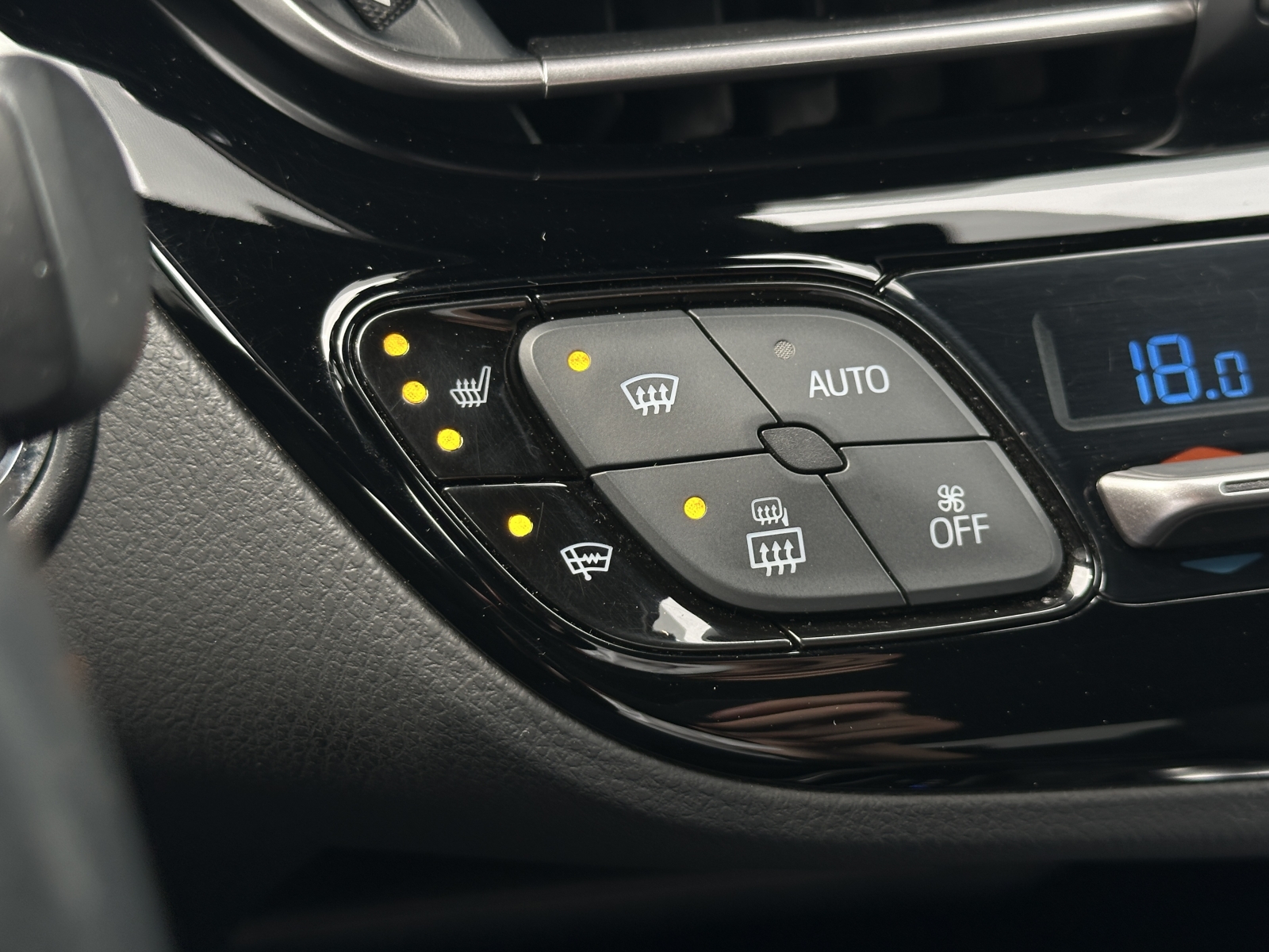 Toyota C-HR Hybrid