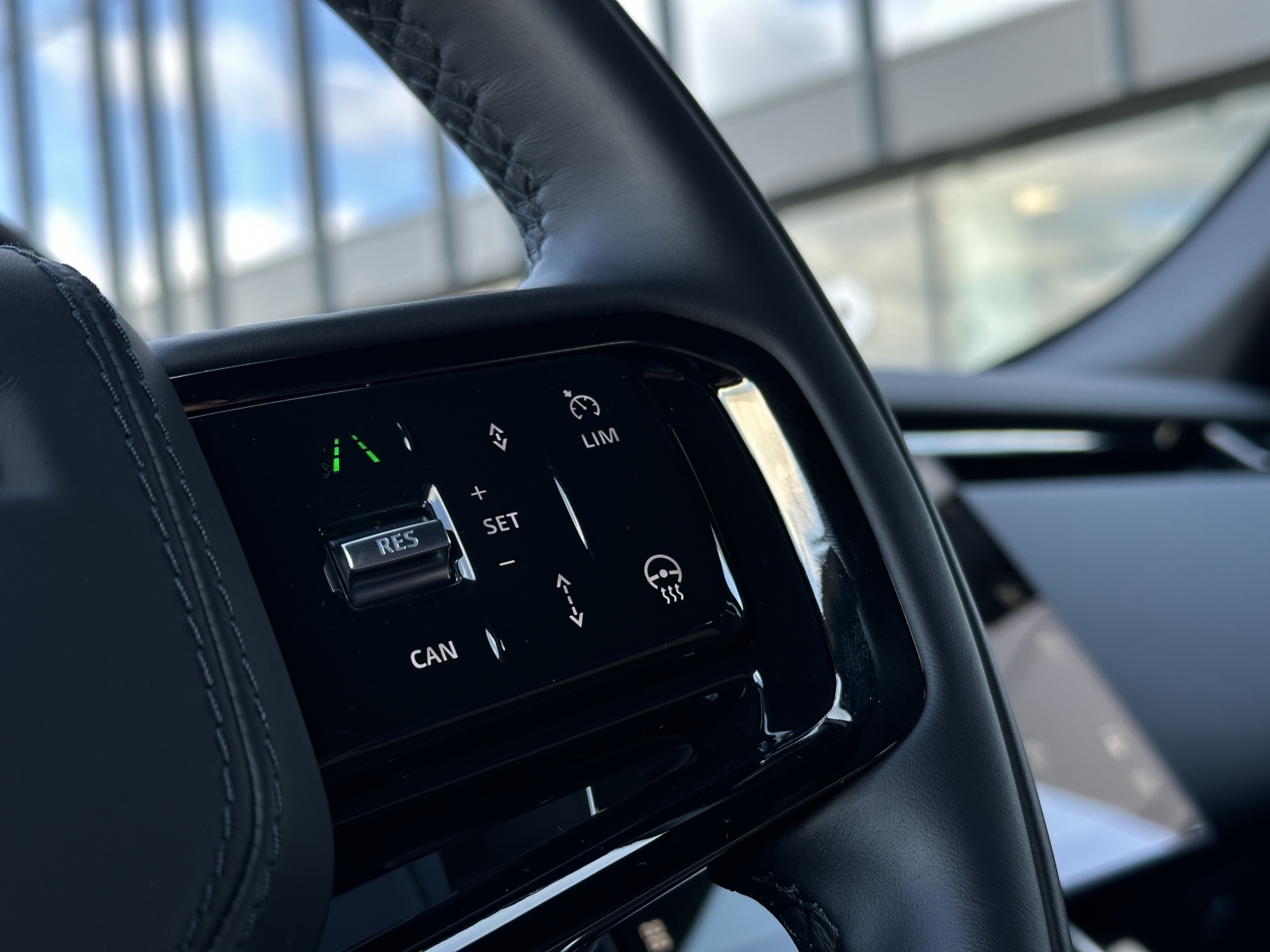 Land Rover Range Rover Velar P400 Belgravia Edition