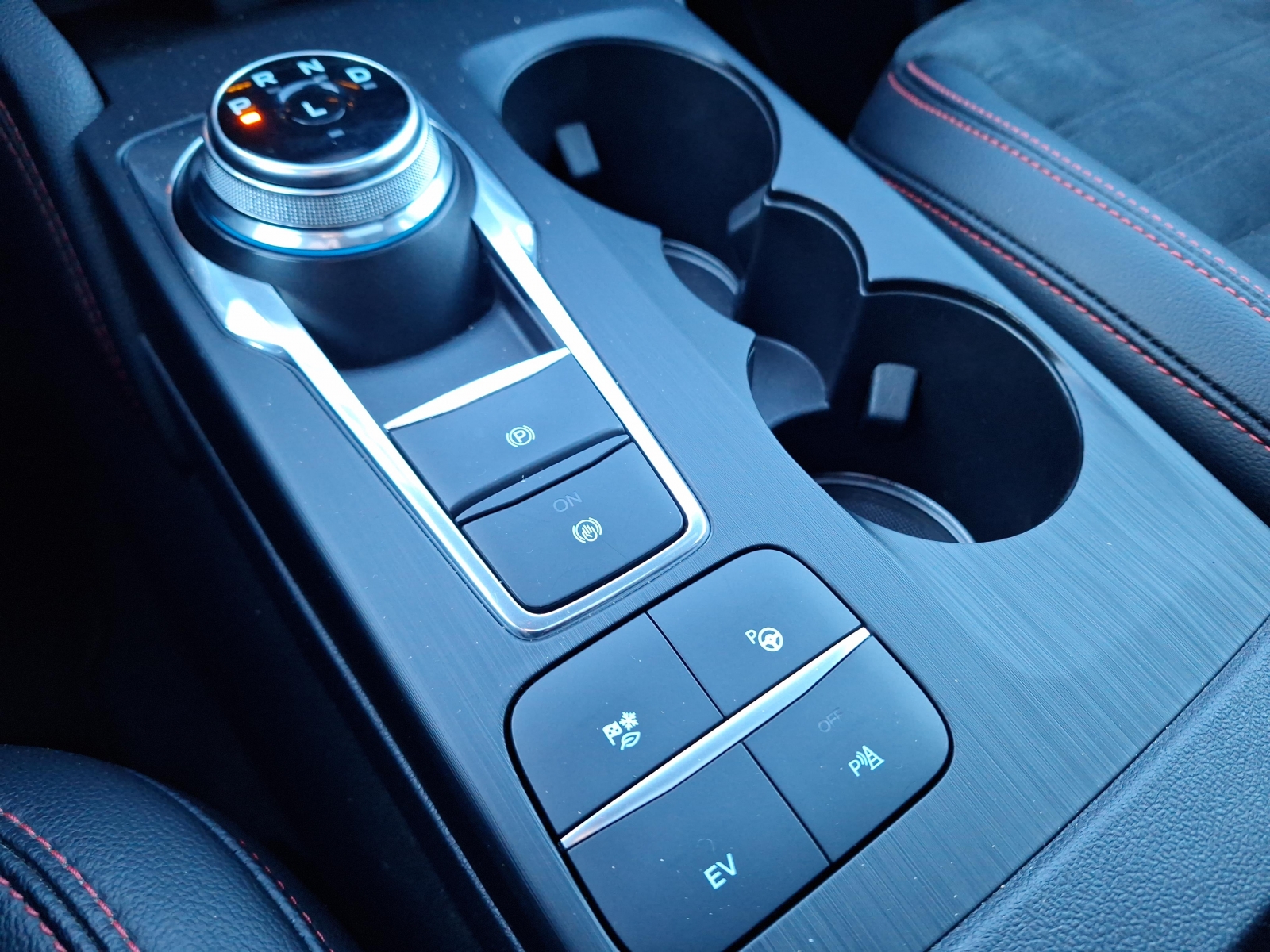 Ford Kuga ST-line PHEV