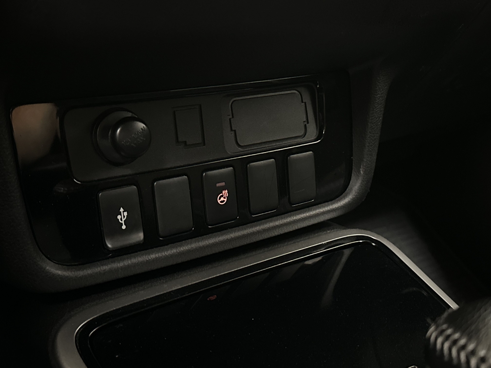 Mitsubishi Outlander Intense AWD