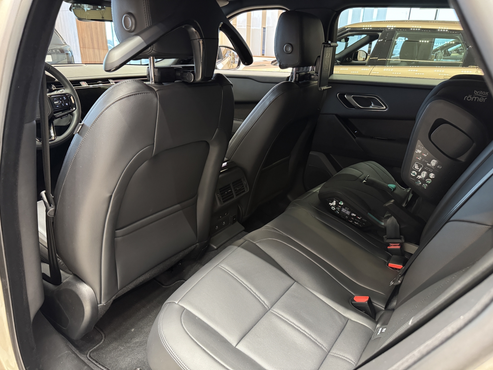 Land Rover Range Rover Velar Dynamic SE D300 MHEV