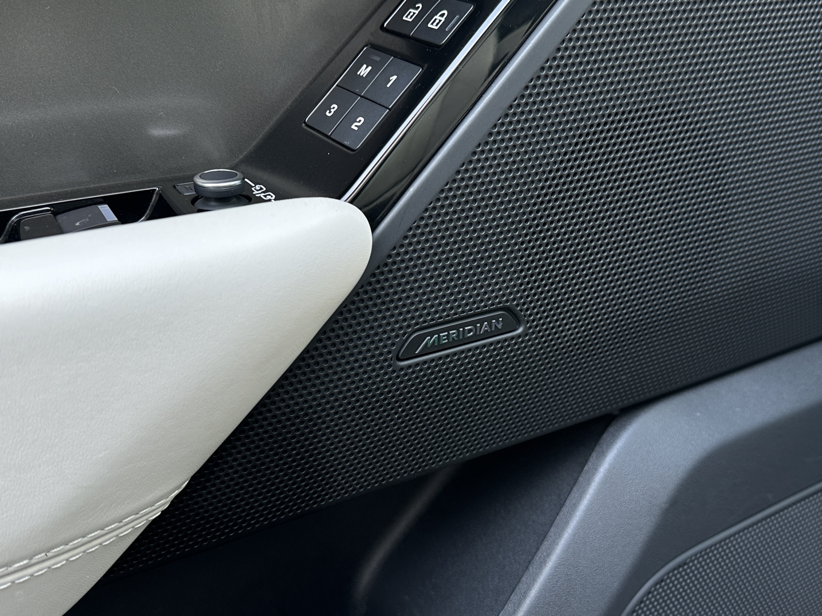 Land Rover Range Rover Velar P250 S