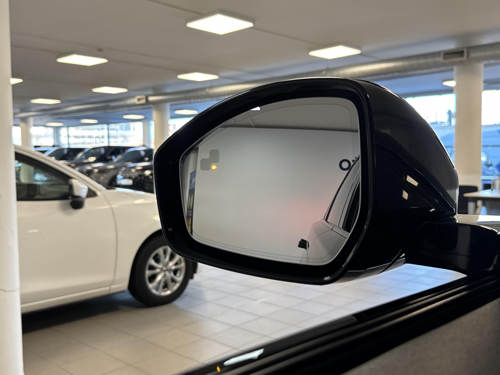 Land Rover Range Rover Velar R-Dynamic SE