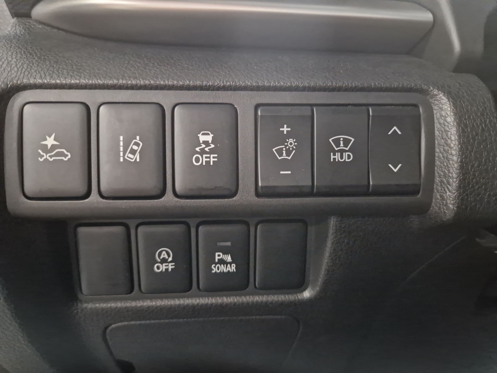 Mitsubishi Eclipse Cross Instyle+