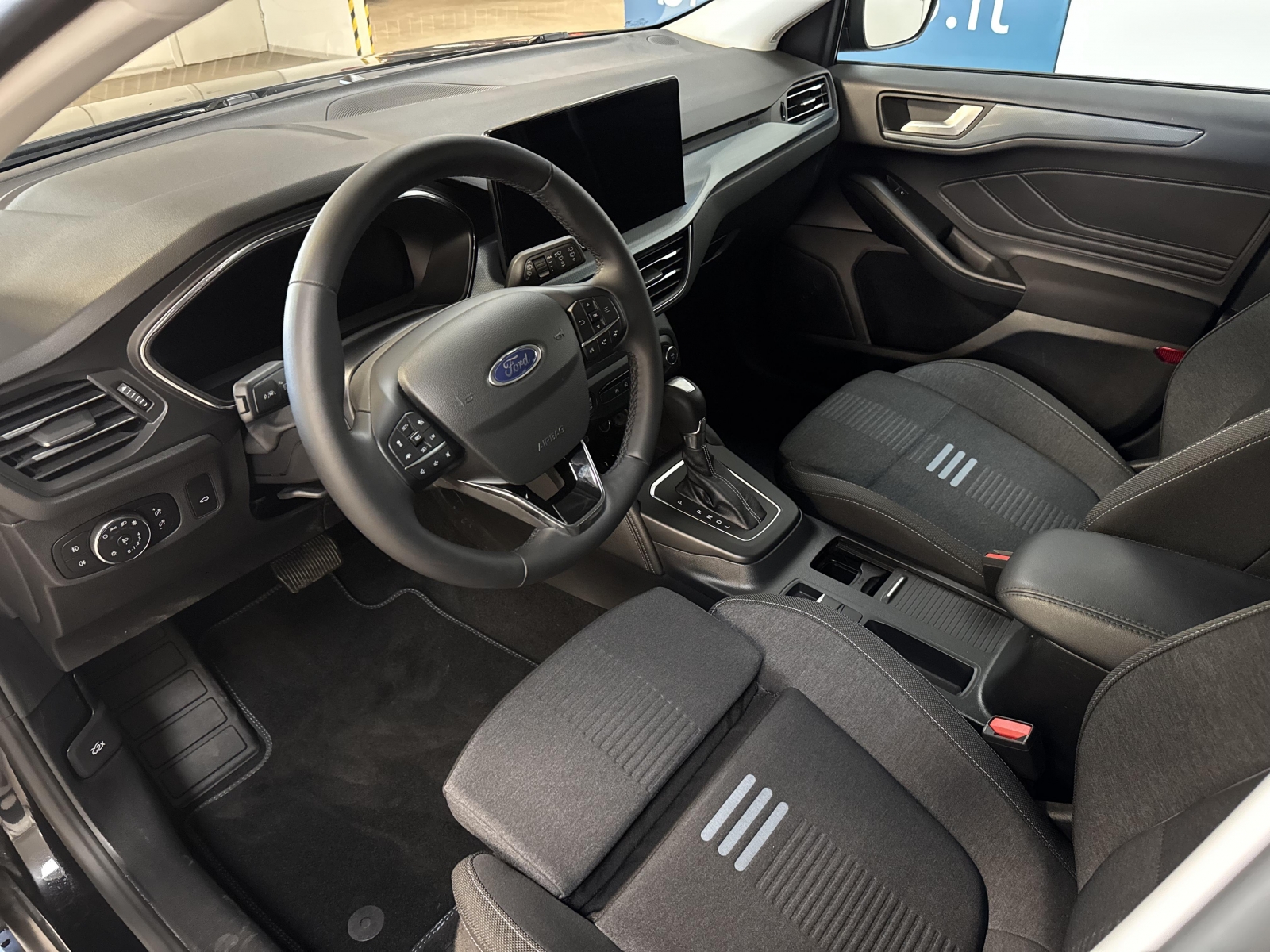 Ford Focus Focus Active X Hybrid