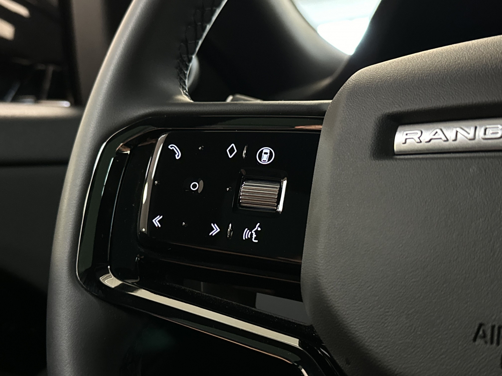 Land Rover Range Rover Evoque D165 Dynamic SE