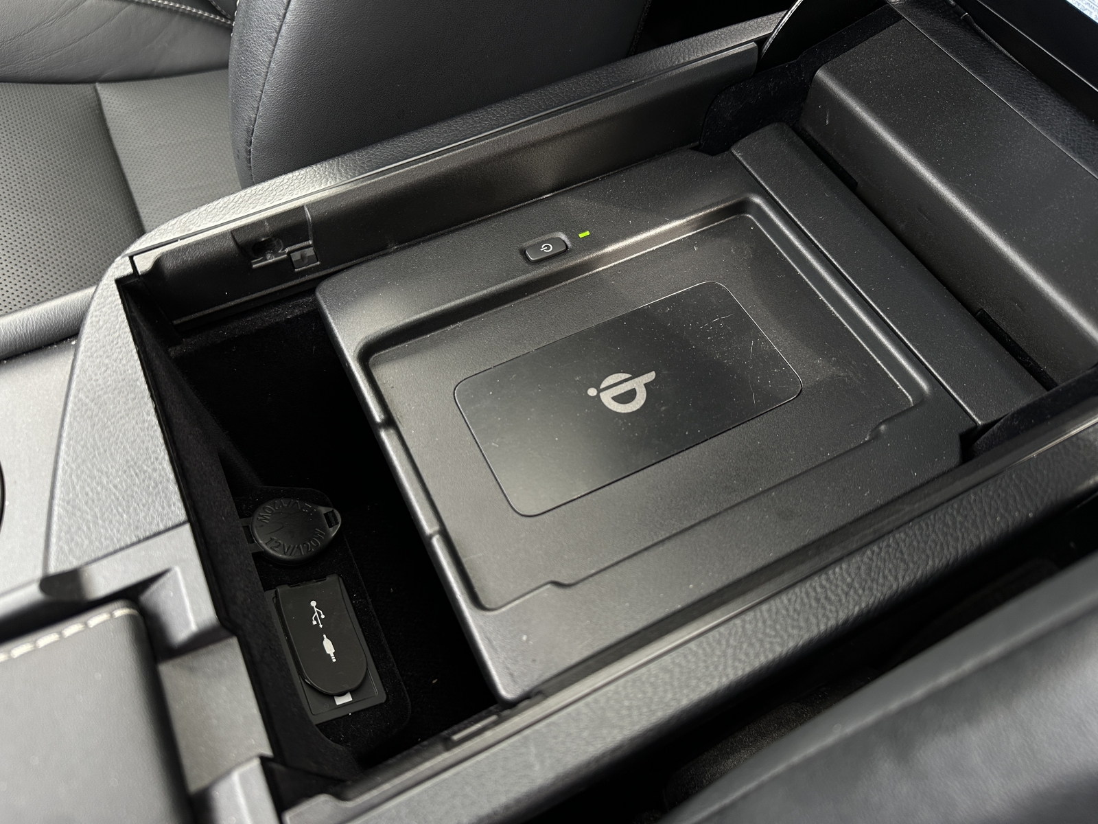 Lexus NX 300h Hybrid AWD