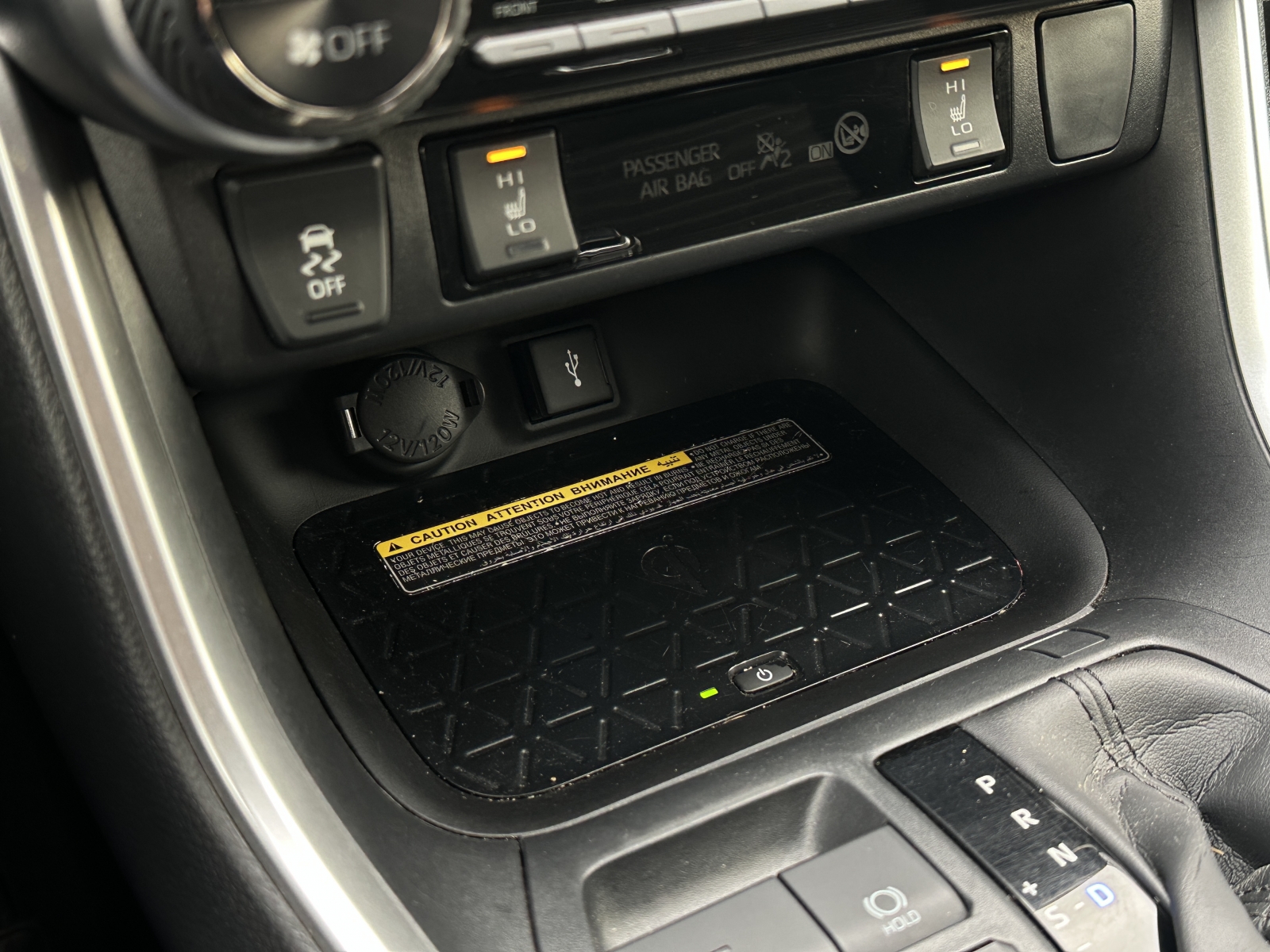 Toyota RAV4 Black Edition Hybrid AWD