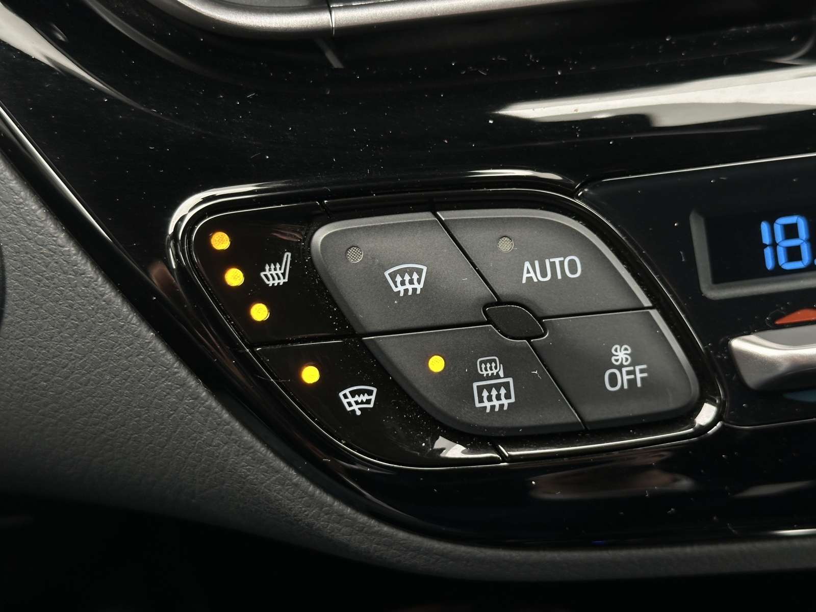 Toyota C-HR Hybrid