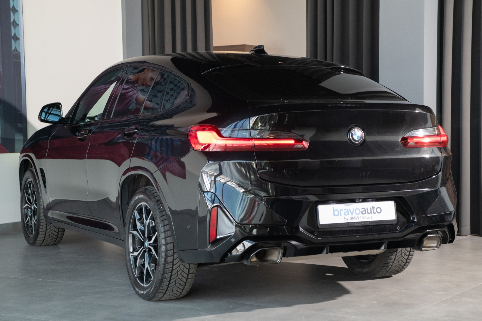 BMW X4 xDrive20i
