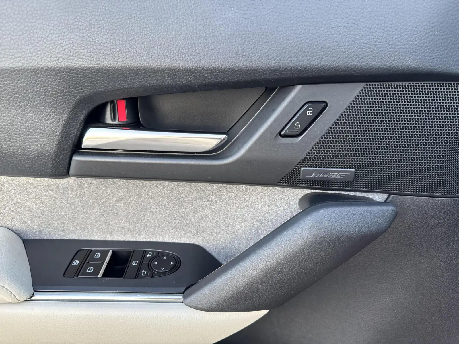 Mazda MX-30 Makoto Premium Pack