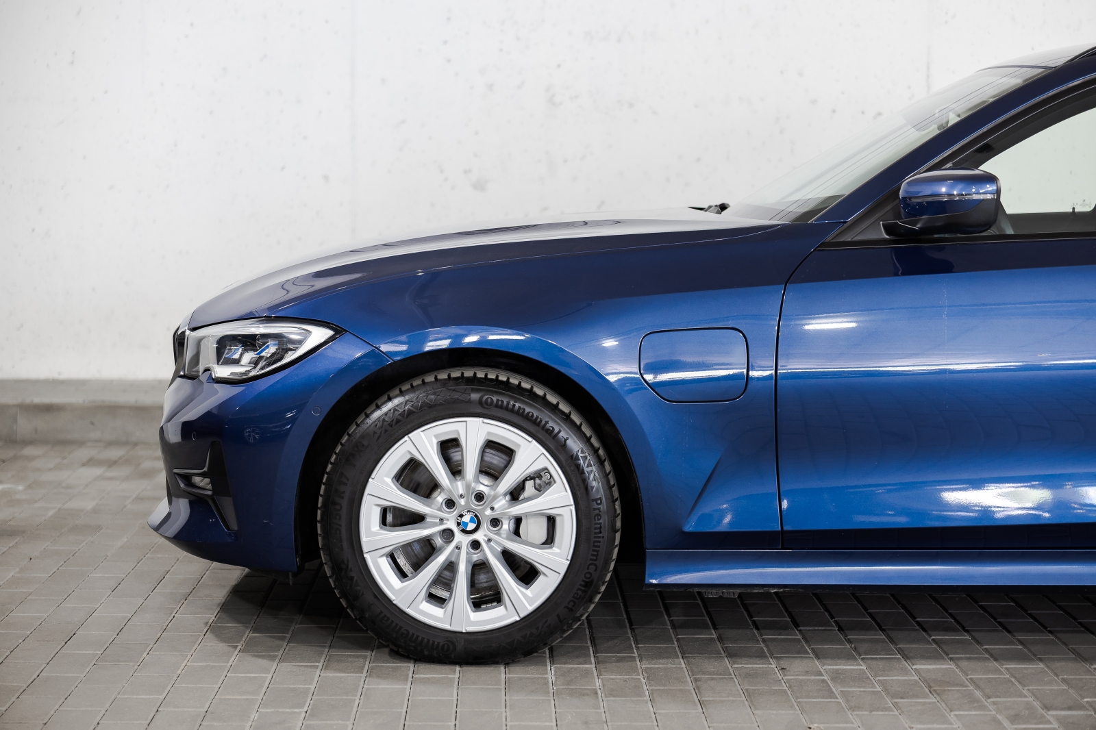 BMW 330 e