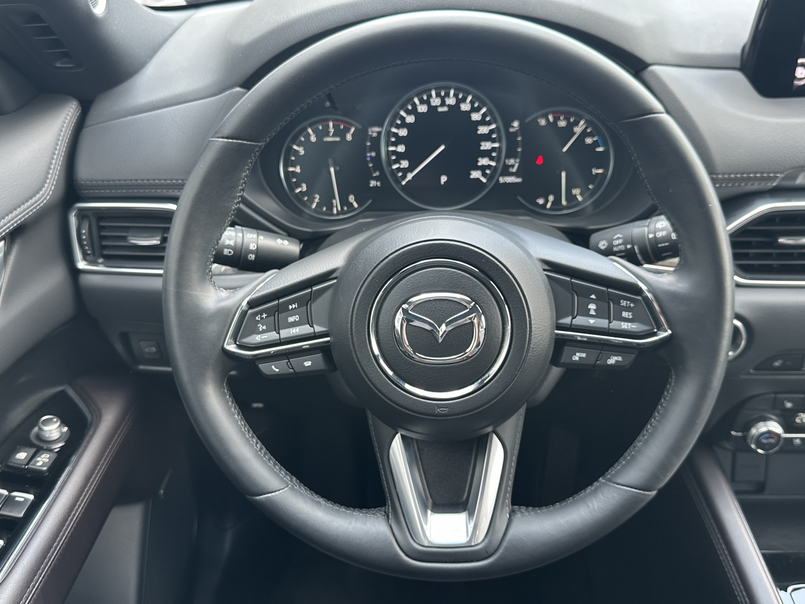 Mazda CX-5 Signature