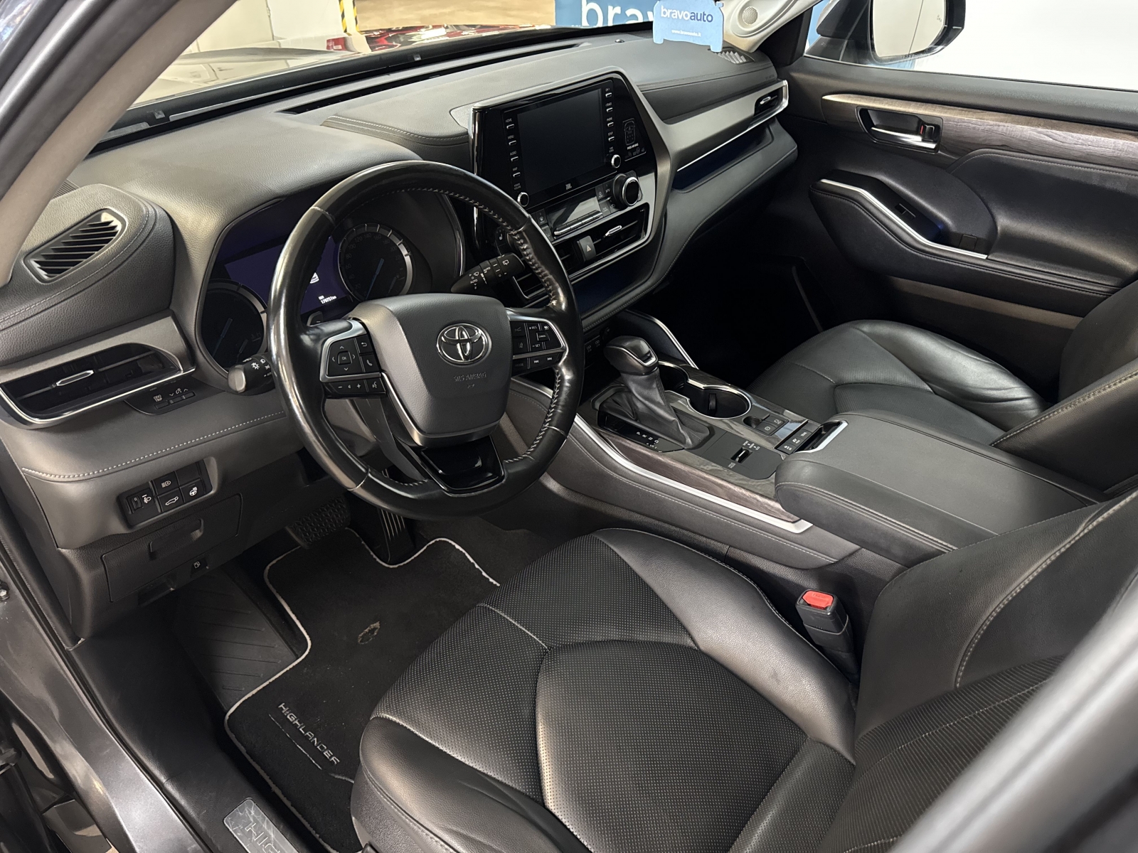 Toyota Highlander Luxury Hybrid