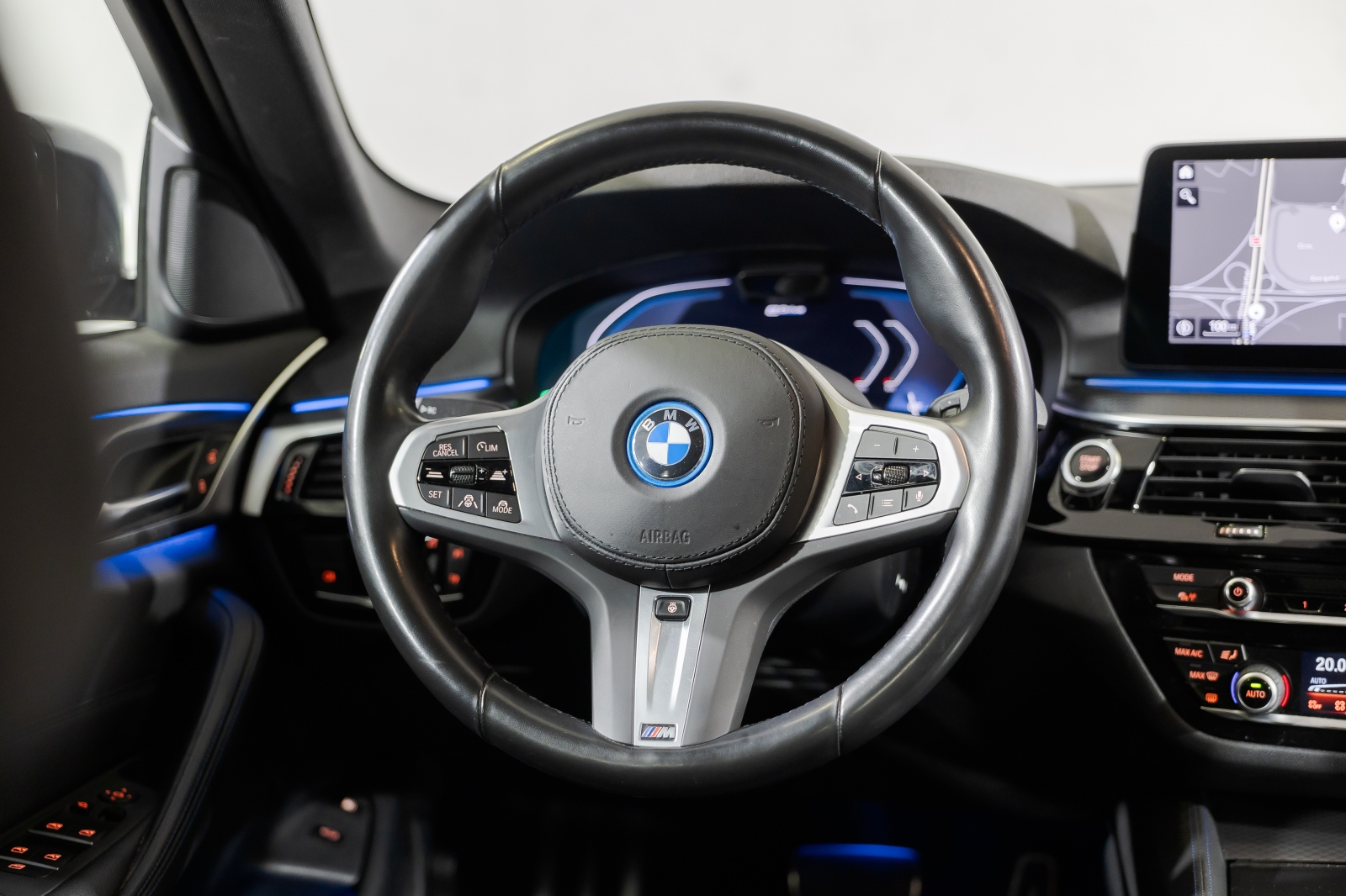 BMW 545 e xDrive