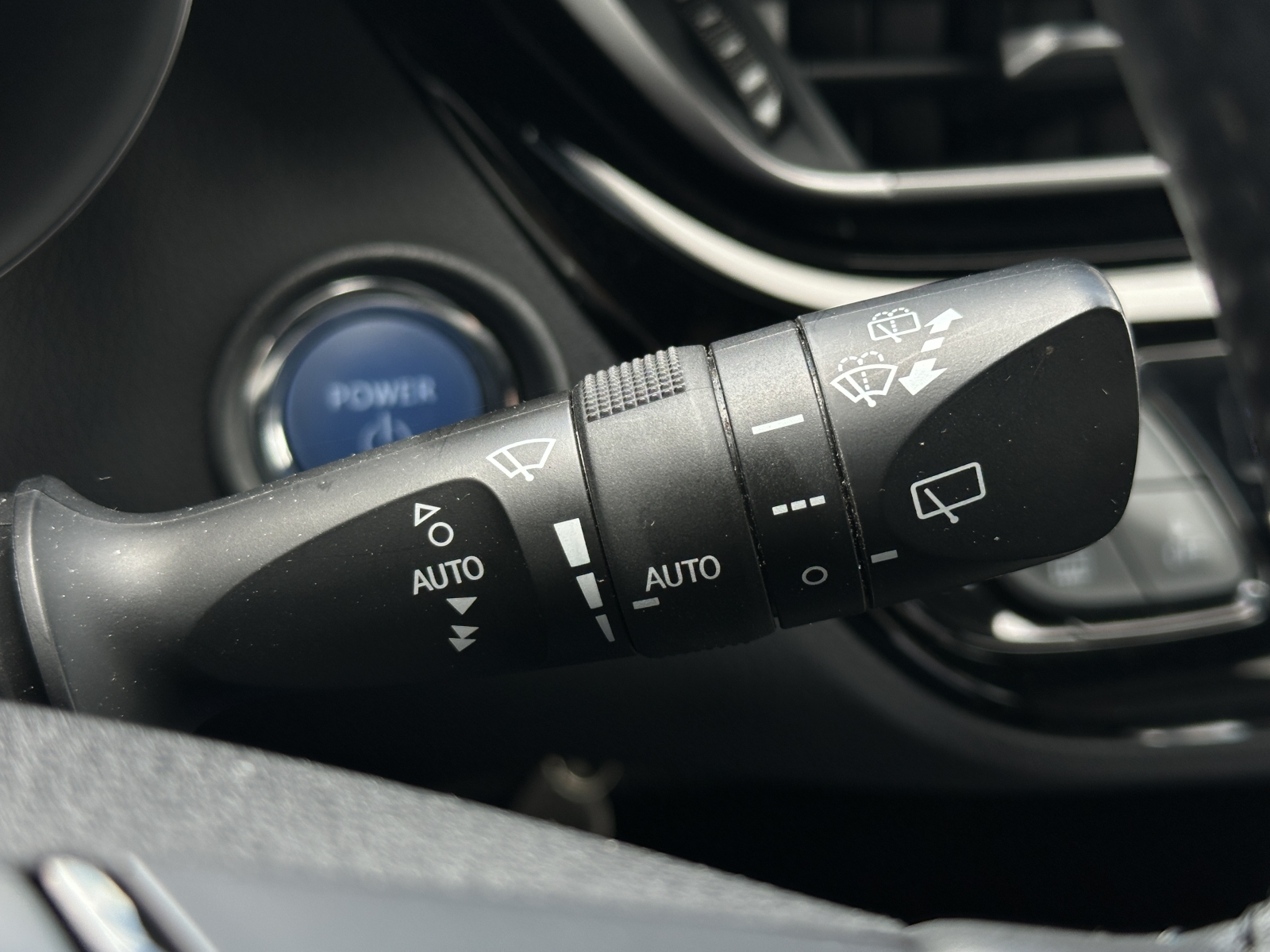 Toyota C-HR Hybrid
