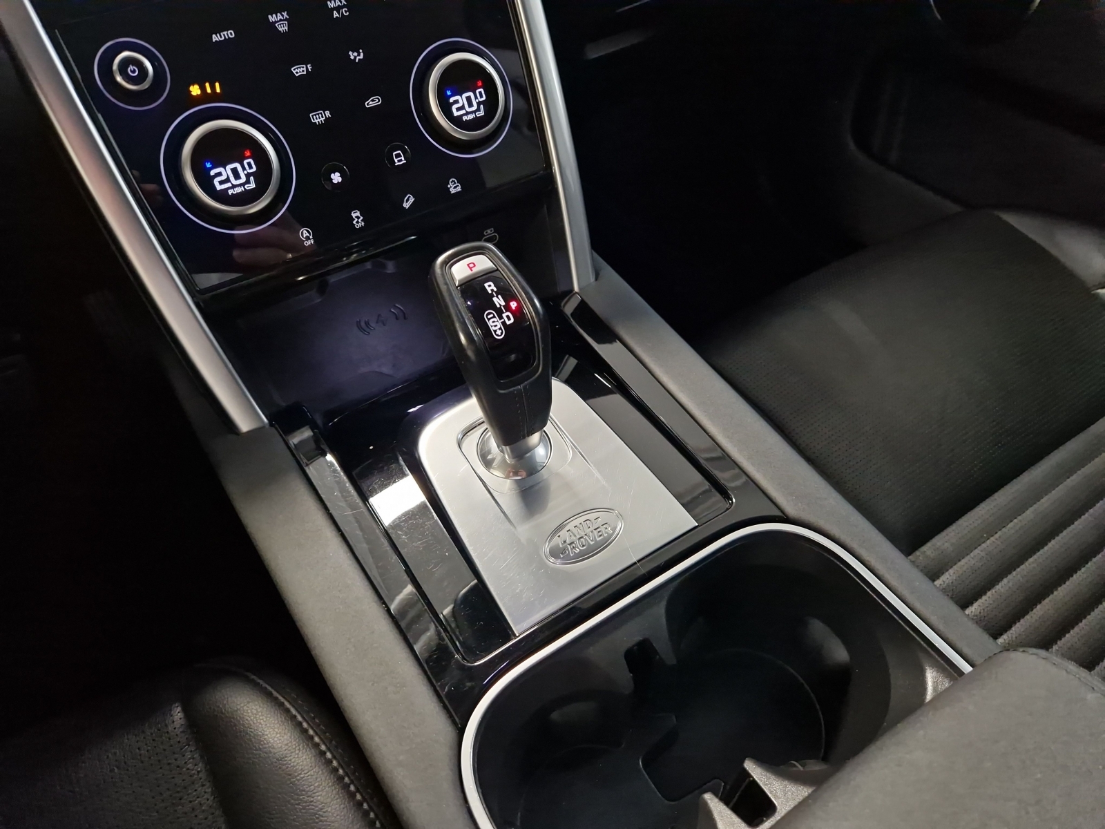 Land Rover Discovery Sport SE D200