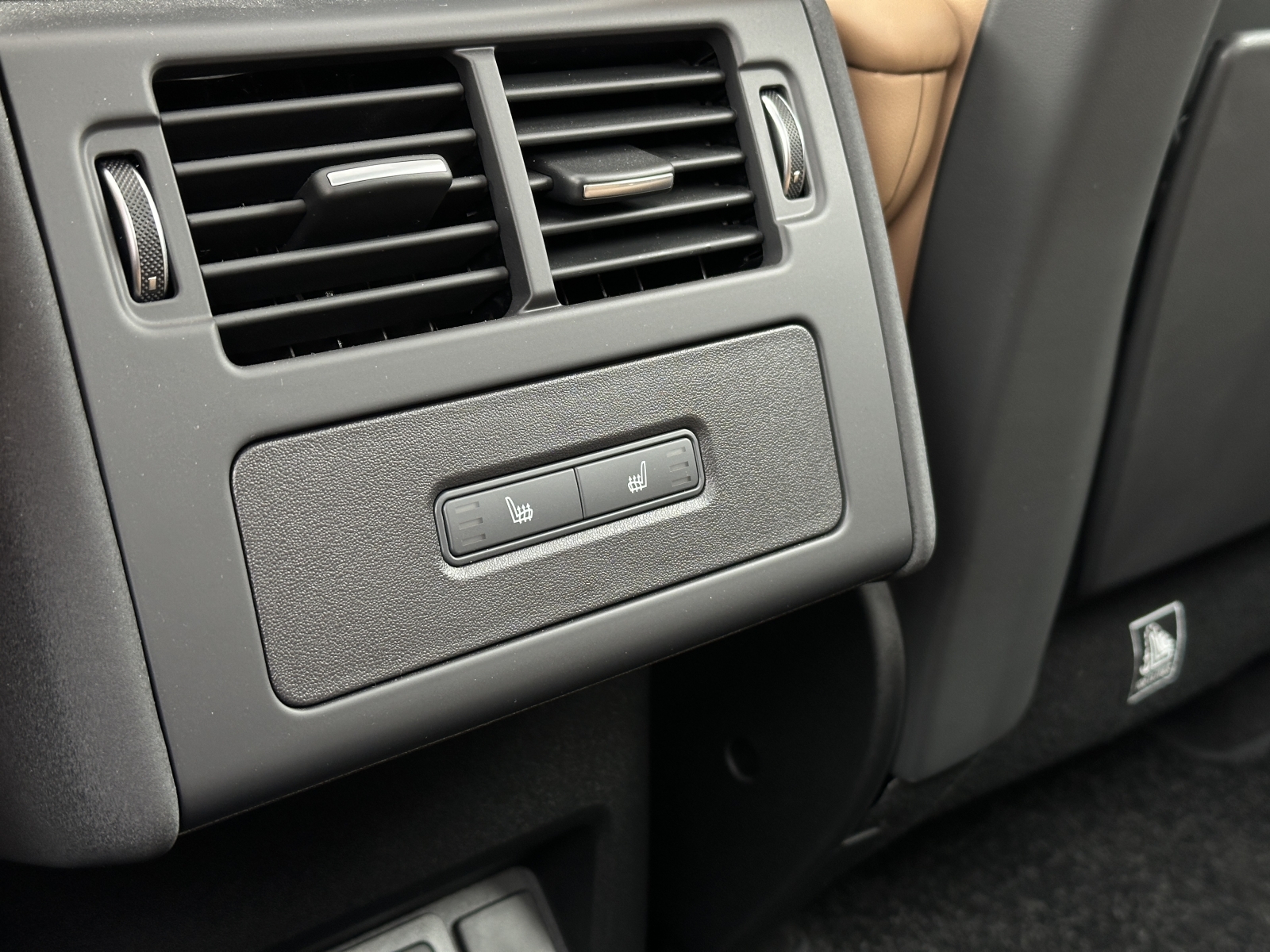 Land Rover Discovery D350 Dynamic HSE