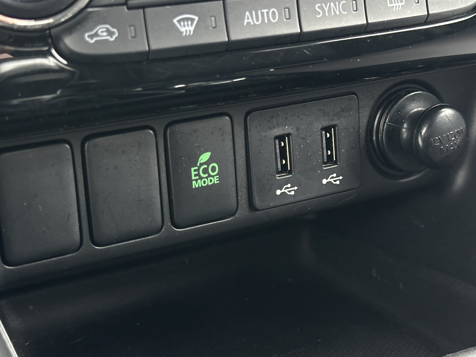 Mitsubishi Eclipse Cross Intense 4WD