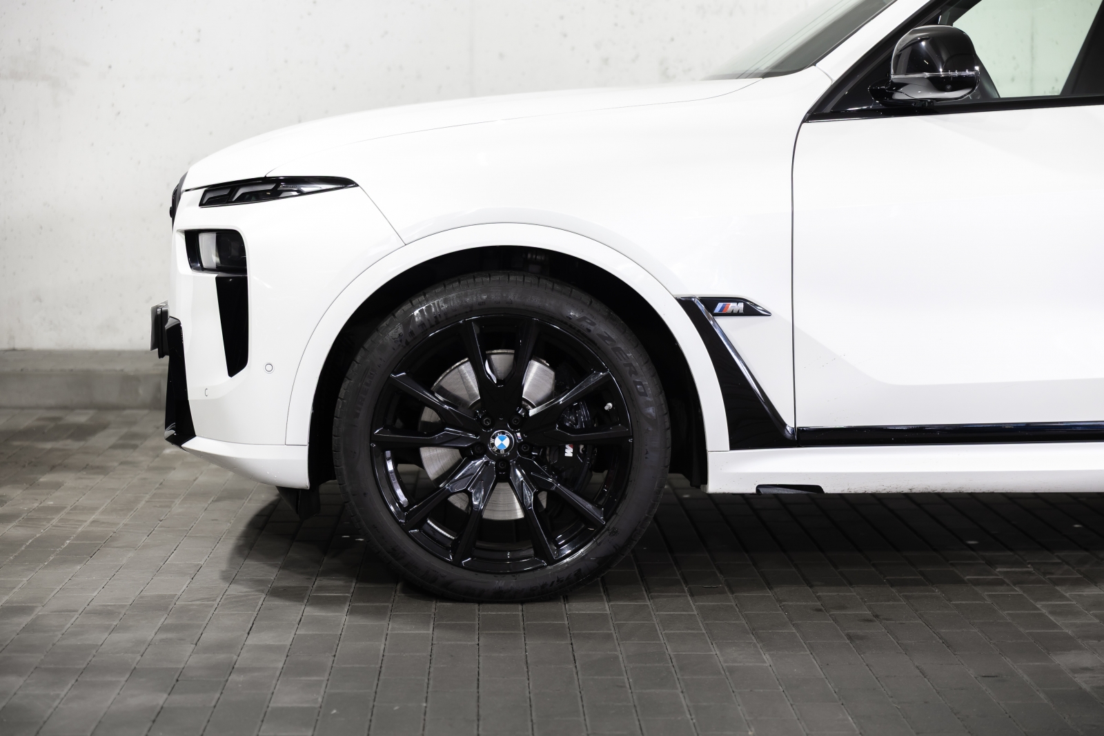 BMW X7 M60i xDrive