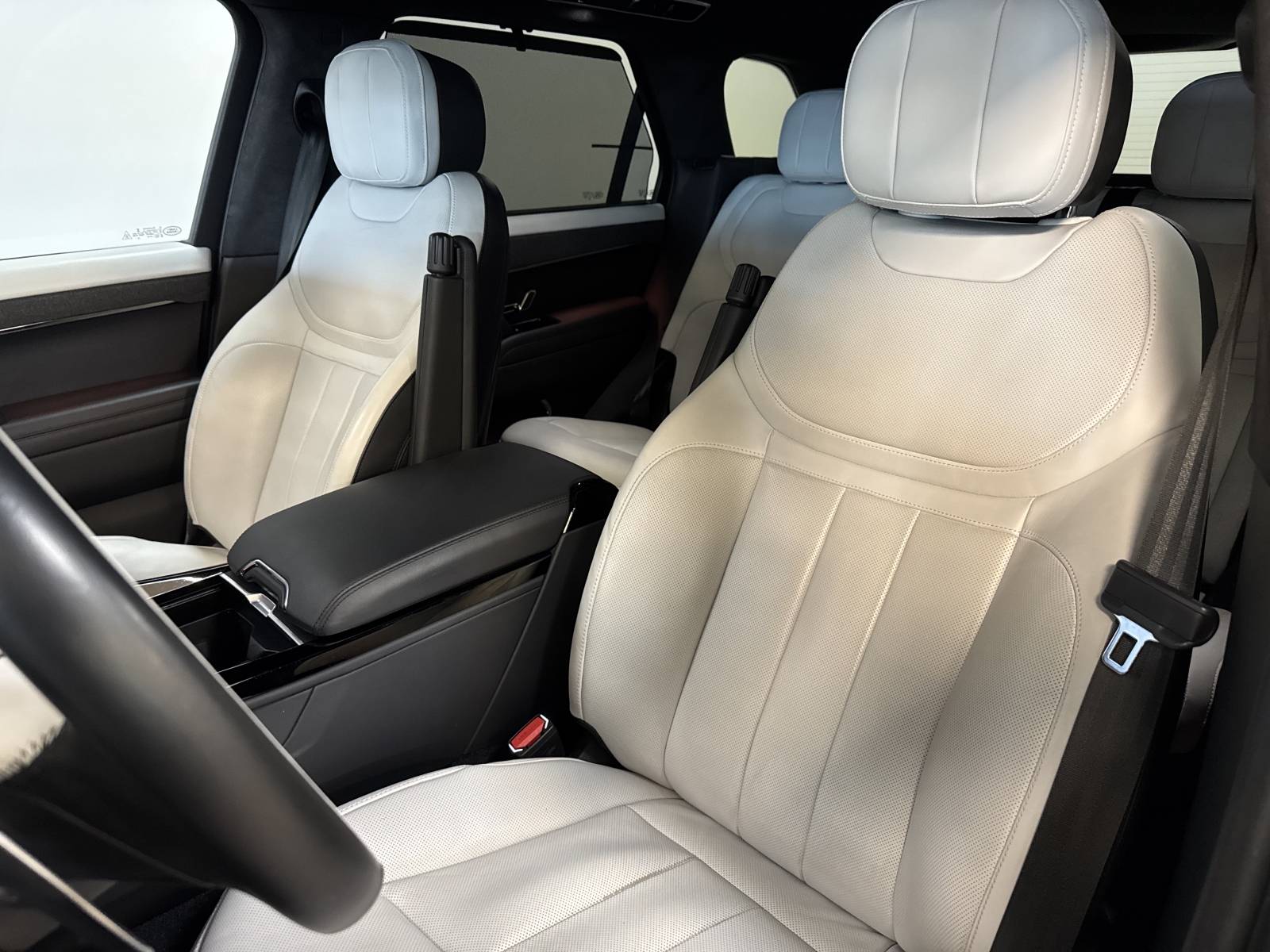 Land Rover Range Rover Sport First Edition