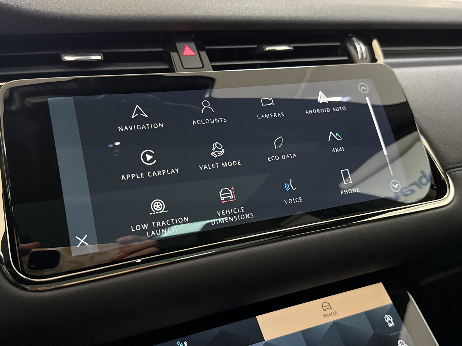 Land Rover Range Rover Evoque P300E Plug-In Hybrid AWD R-Dynamic SE