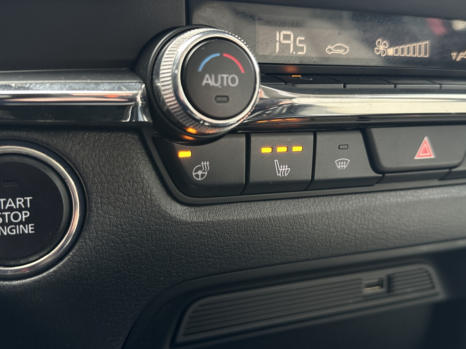 Mazda CX-30 Skyactiv-X Luxury