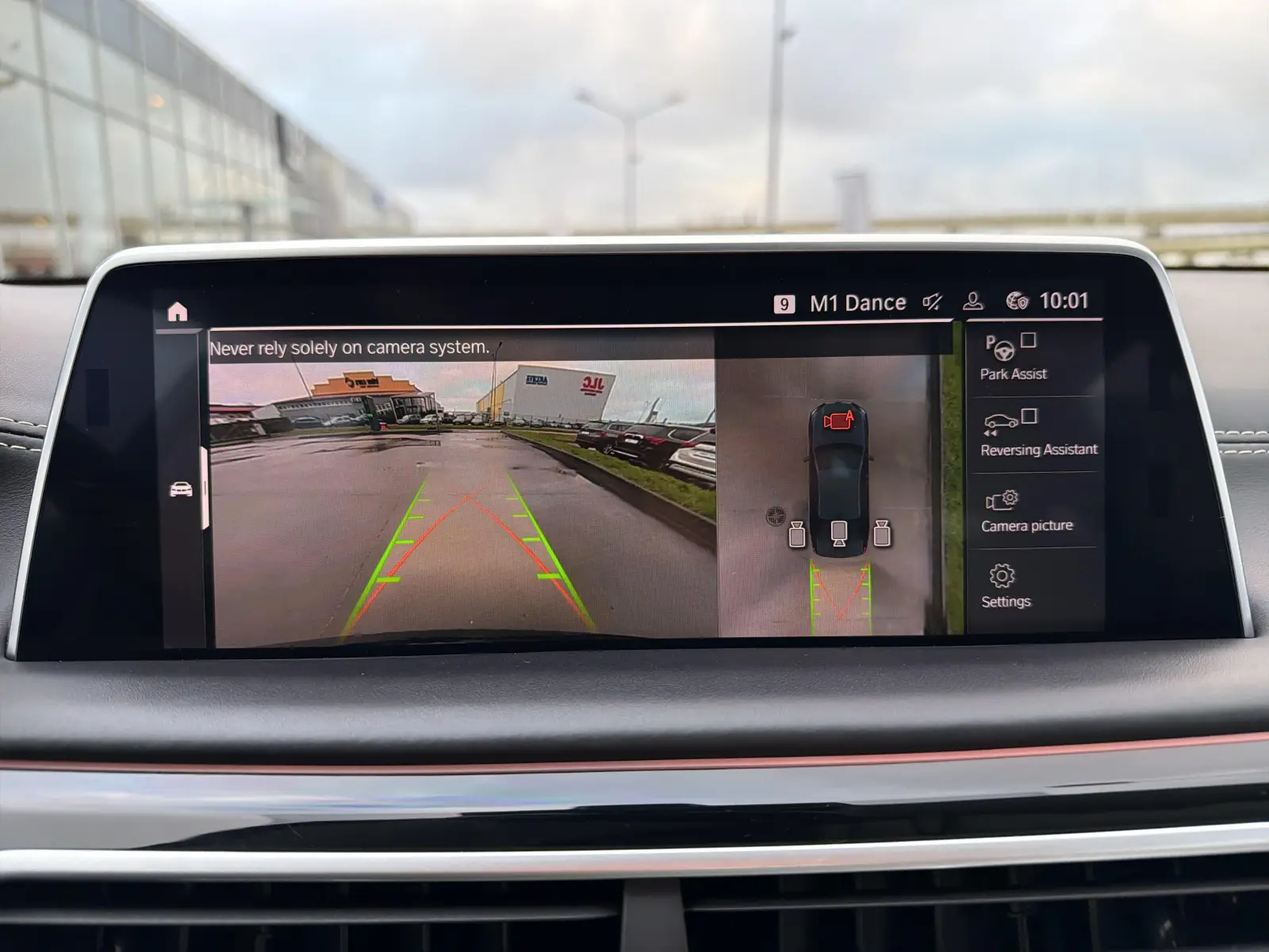 BMW 750 XDrive Individual