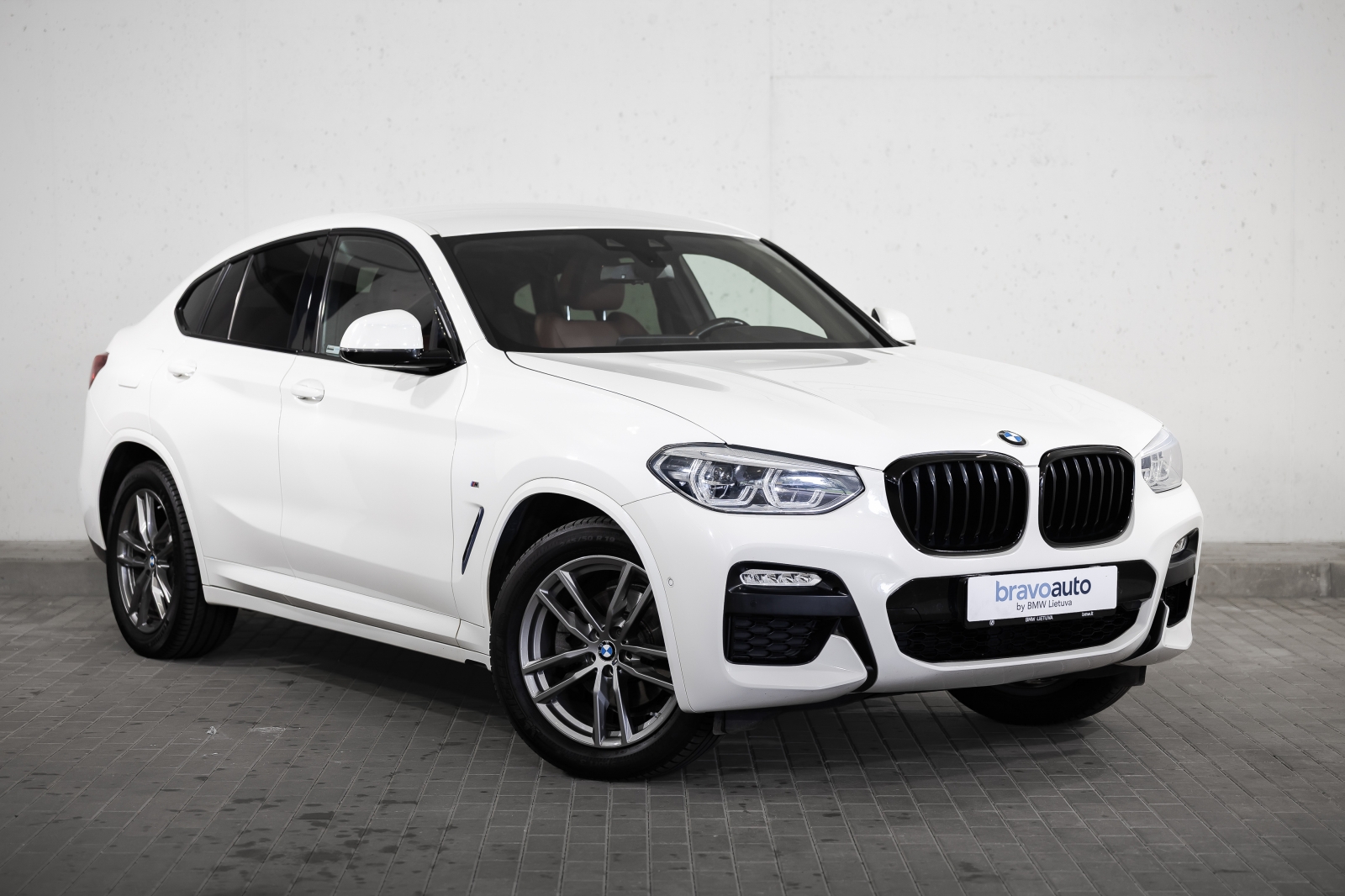 BMW X4 xDrive20i