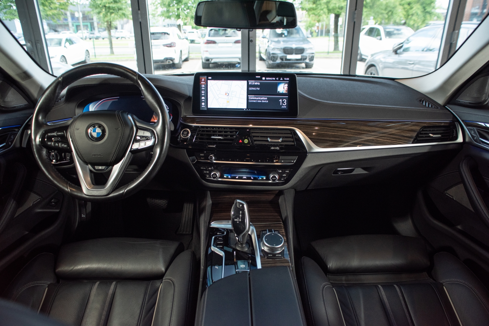 BMW 530