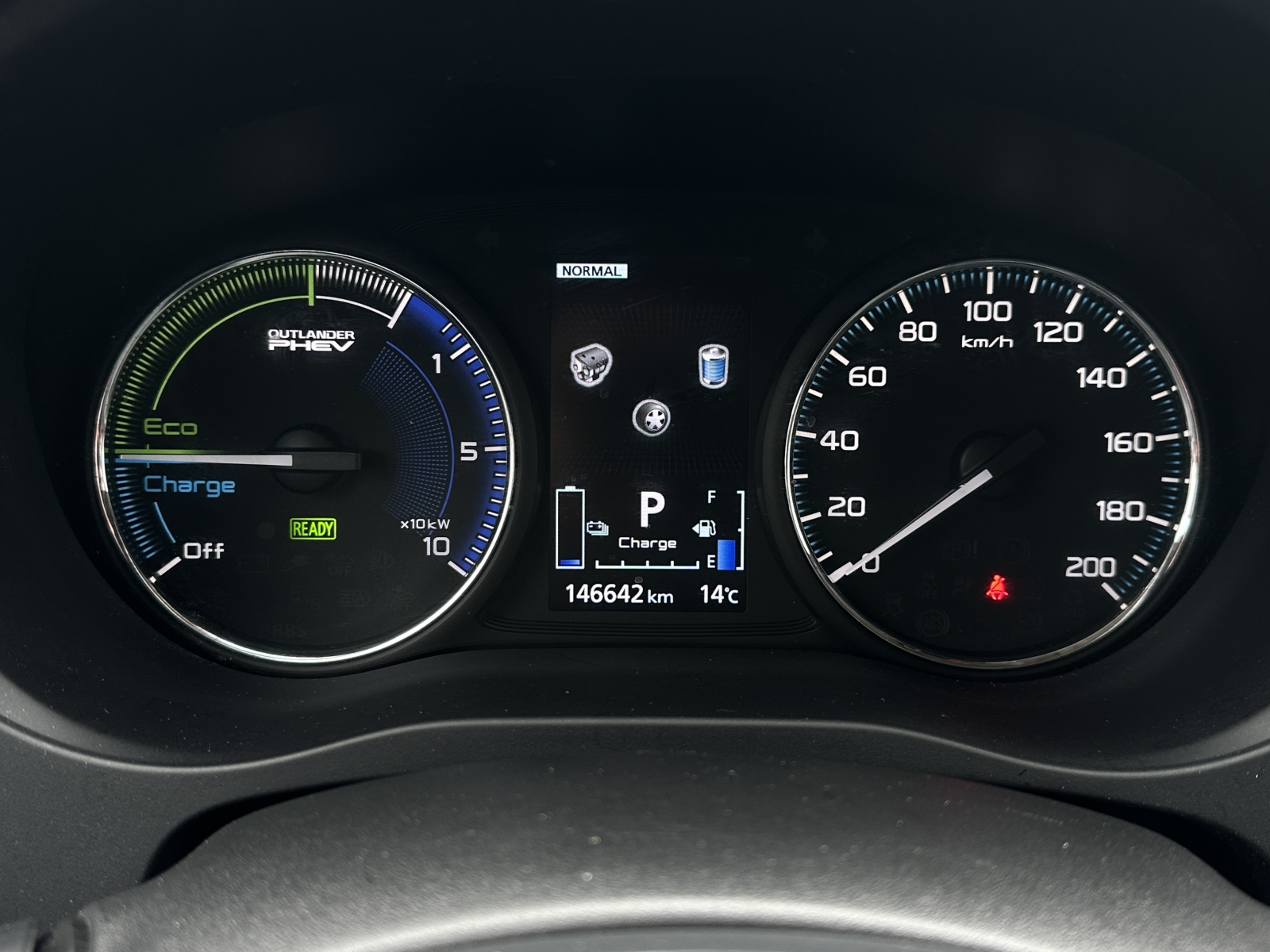 Mitsubishi Outlander Plug-In Hybrid