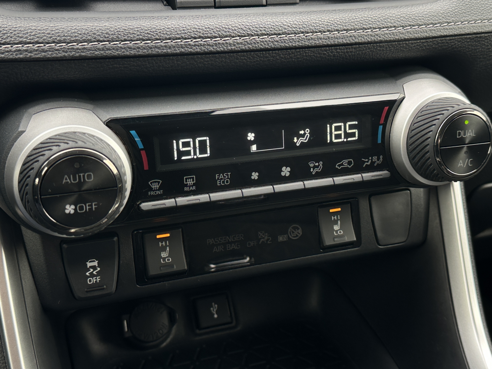 Toyota RAV4 Hybrid AWD-i